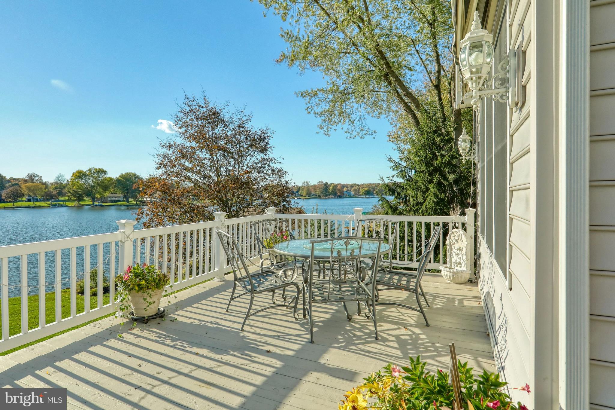 LAKE MEADE - Residential