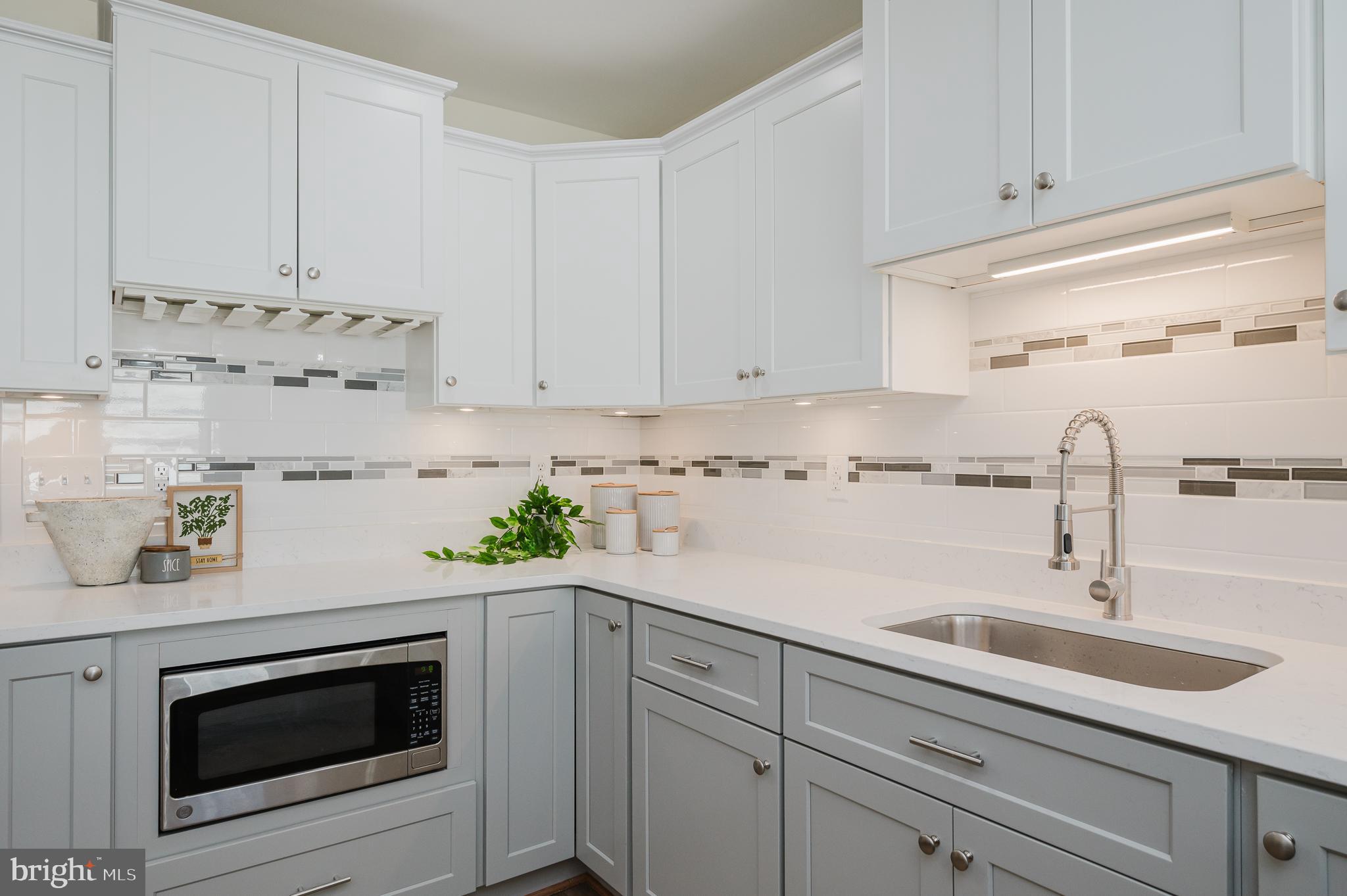 OLD COURT ESTATES - Residential