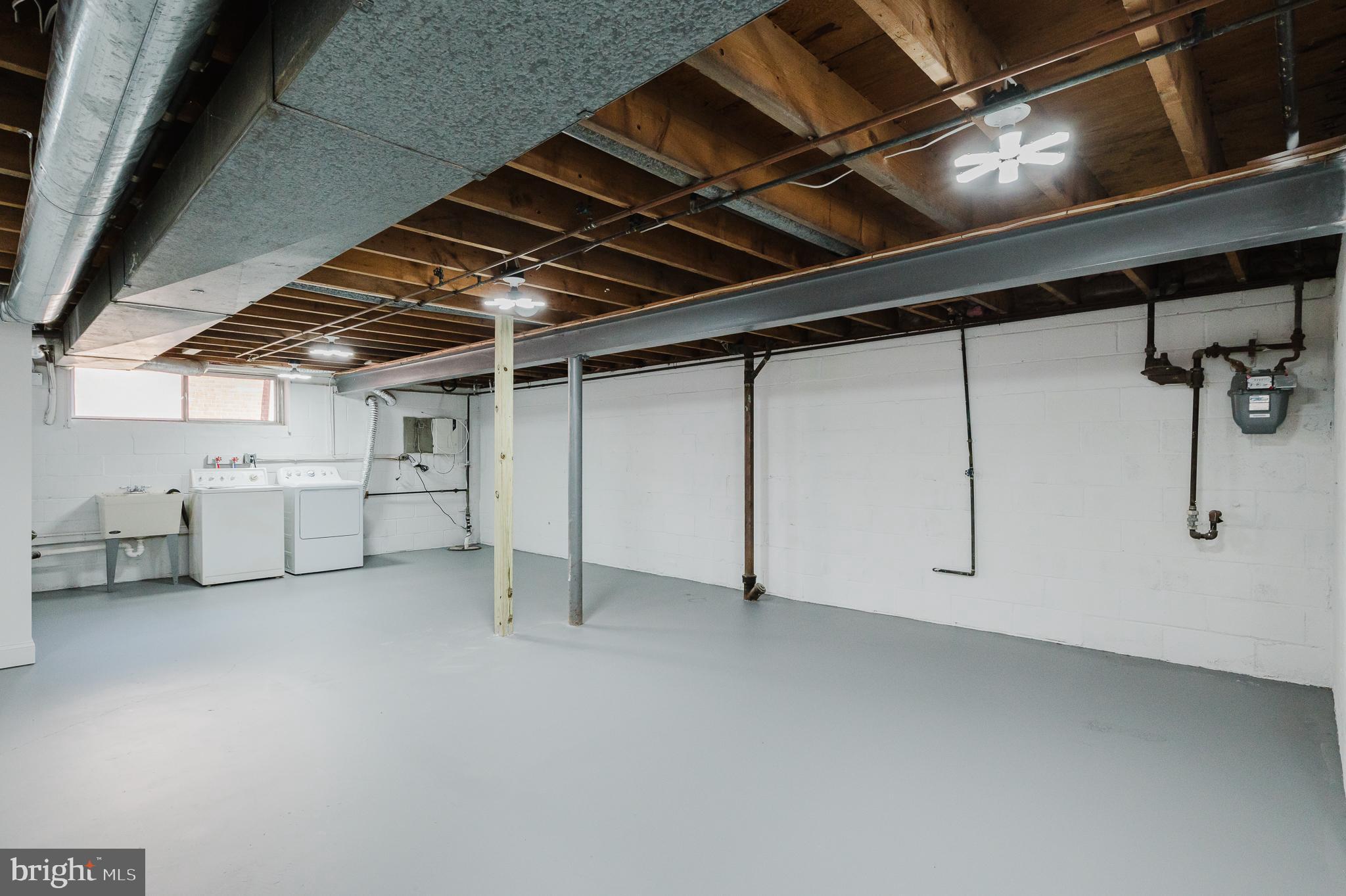 OLD COURT ESTATES - Residential