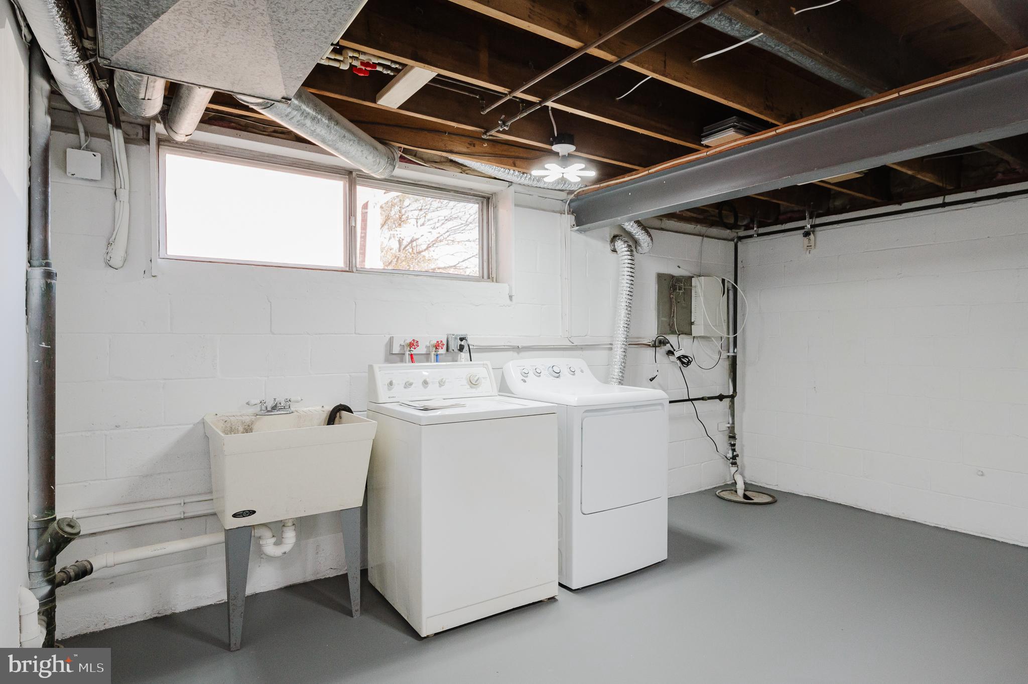 OLD COURT ESTATES - Residential