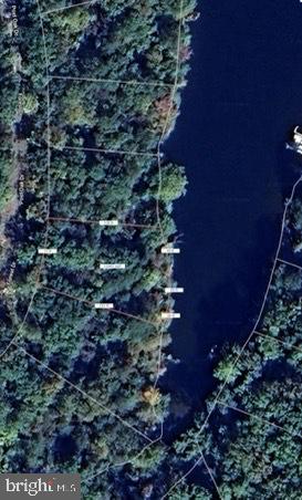 LAKE HOLIDAY ESTATES - Land