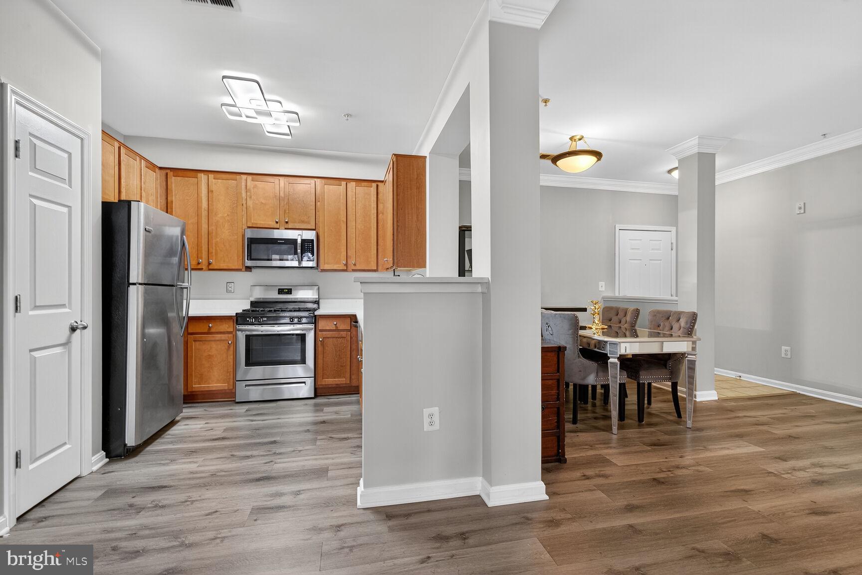 4854 EISENHOWER AVENUE 249