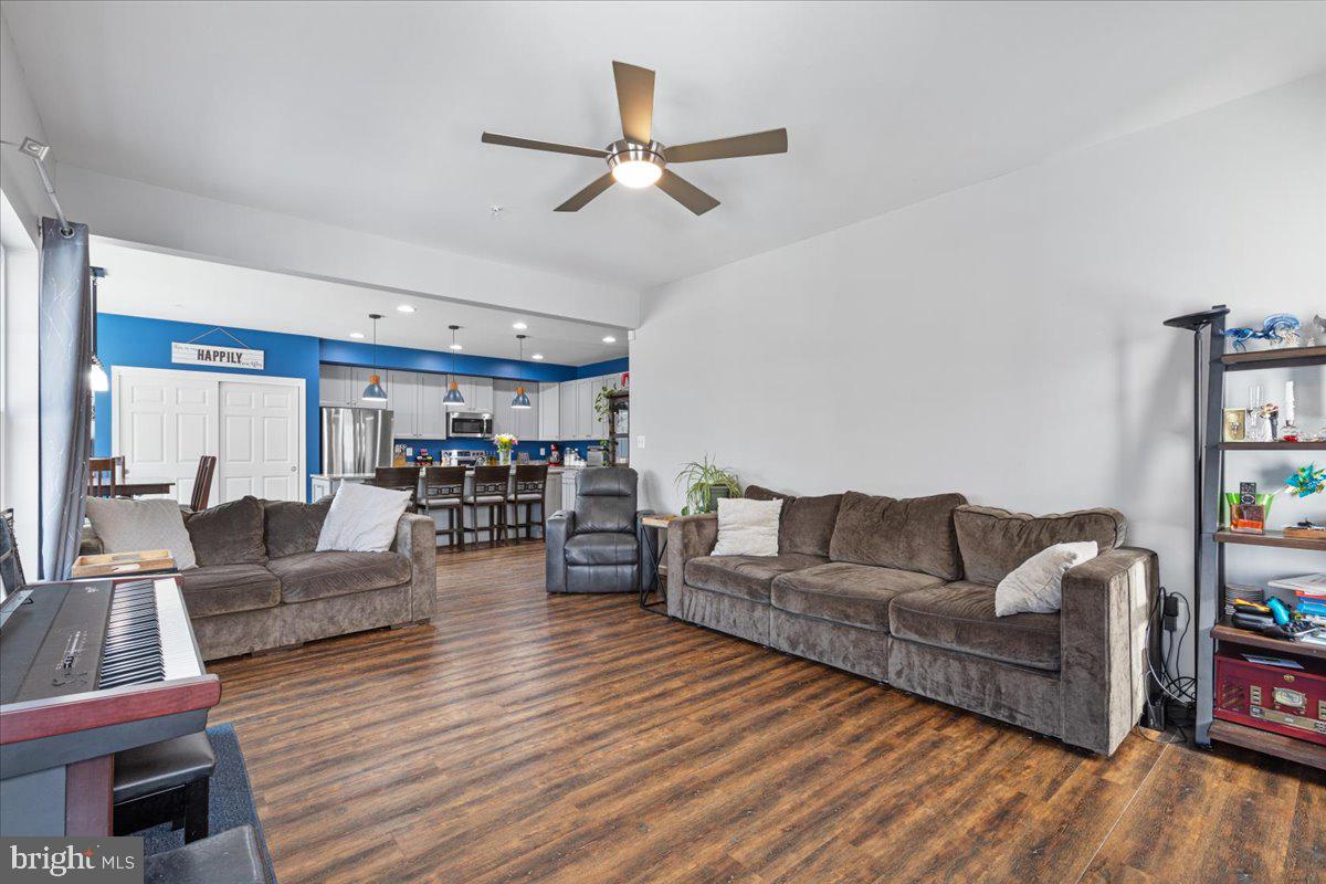 WAUGH CHAPEL WOODS - Residential