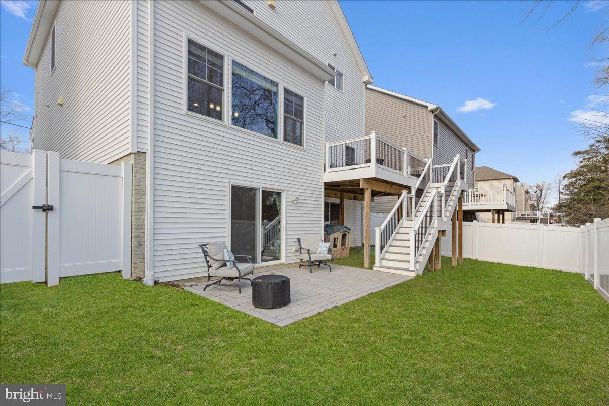 WAUGH CHAPEL WOODS - Residential