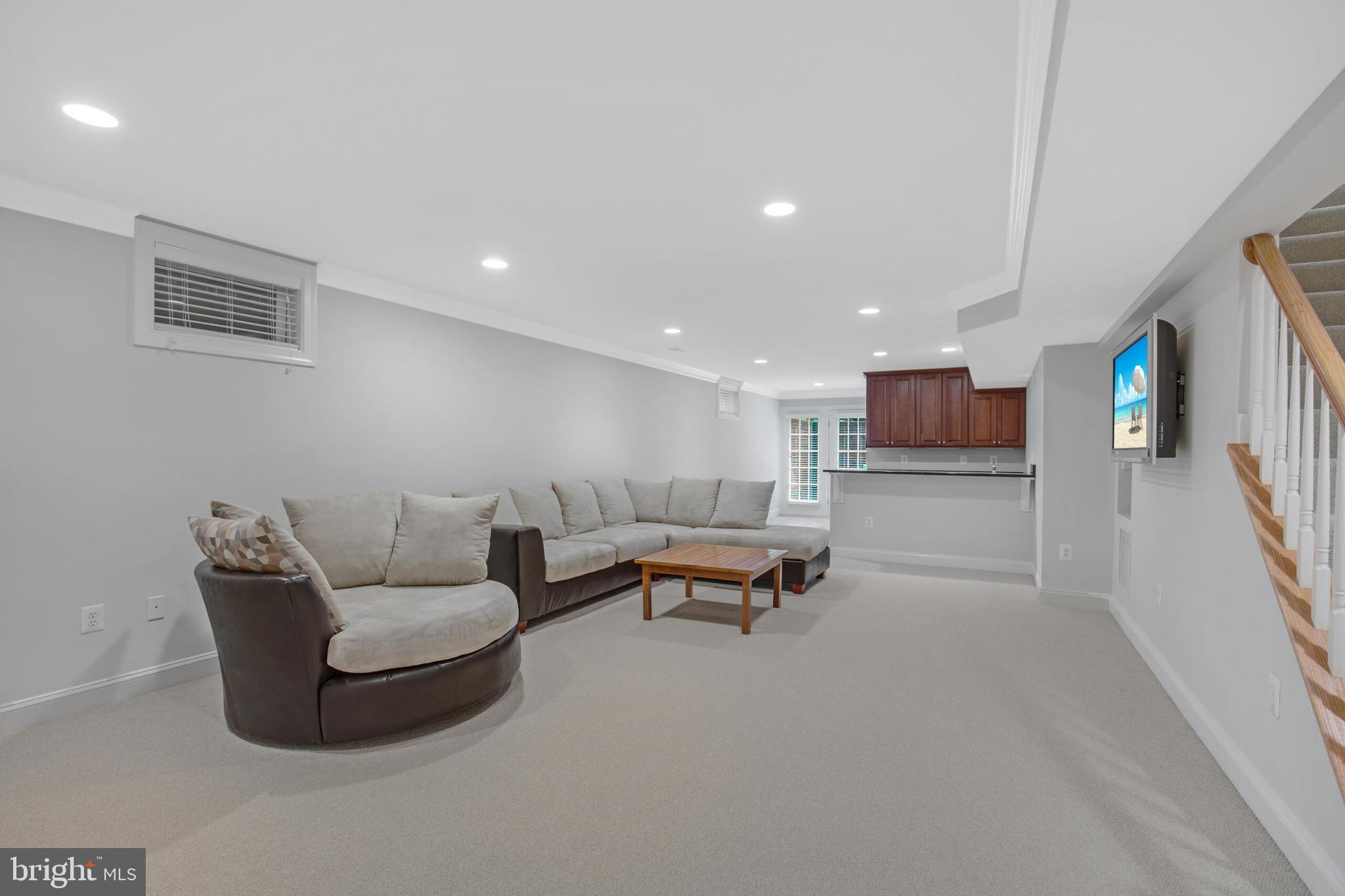 DUNN LORING - Residential