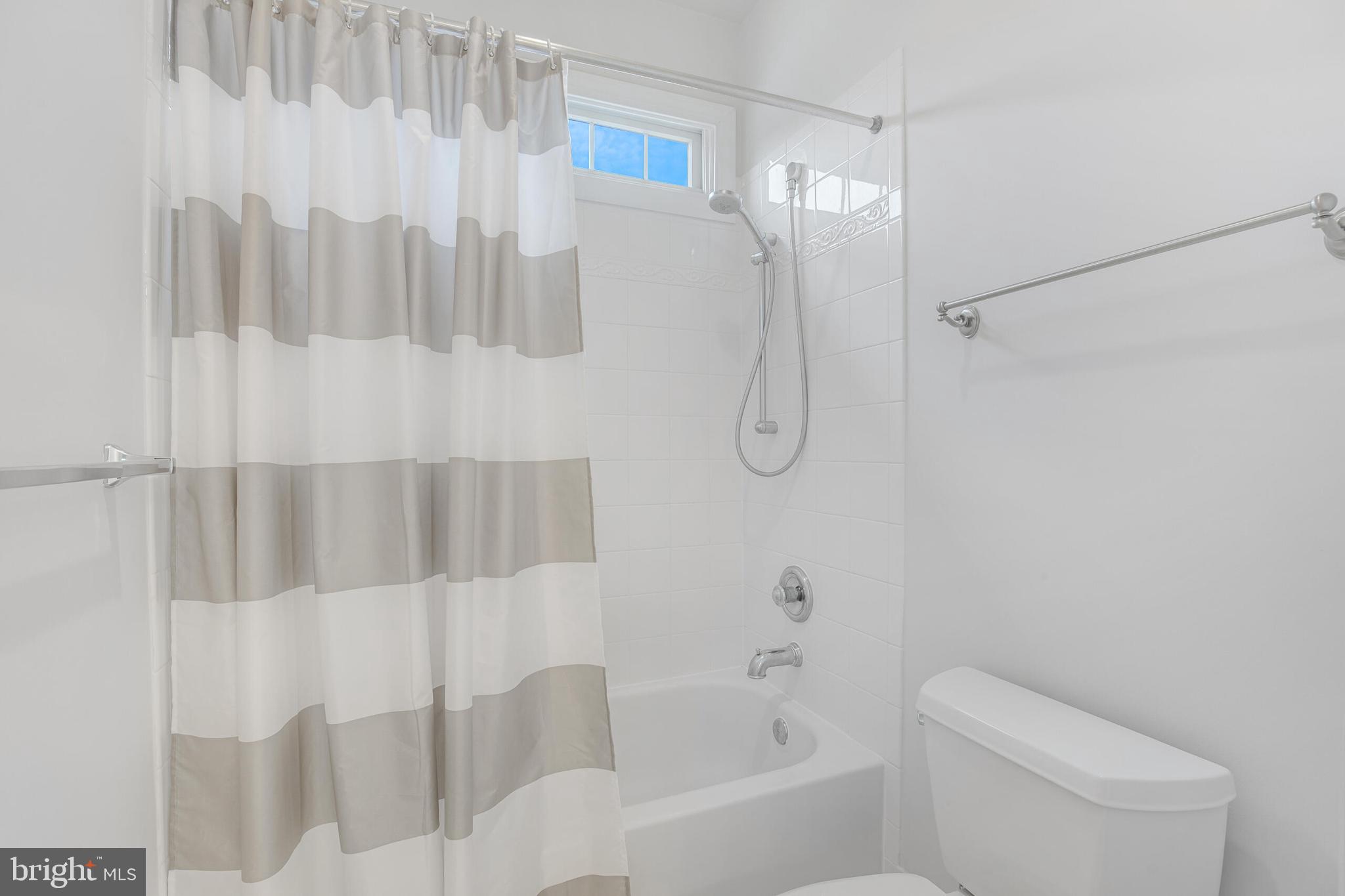 DUNN LORING - Residential