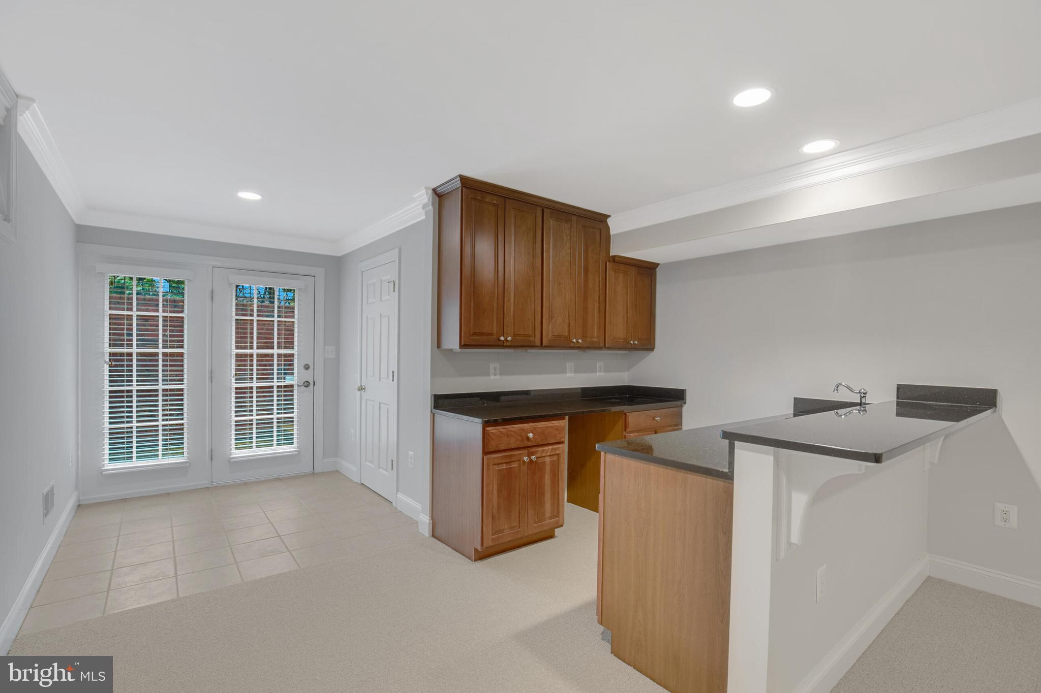 DUNN LORING - Residential