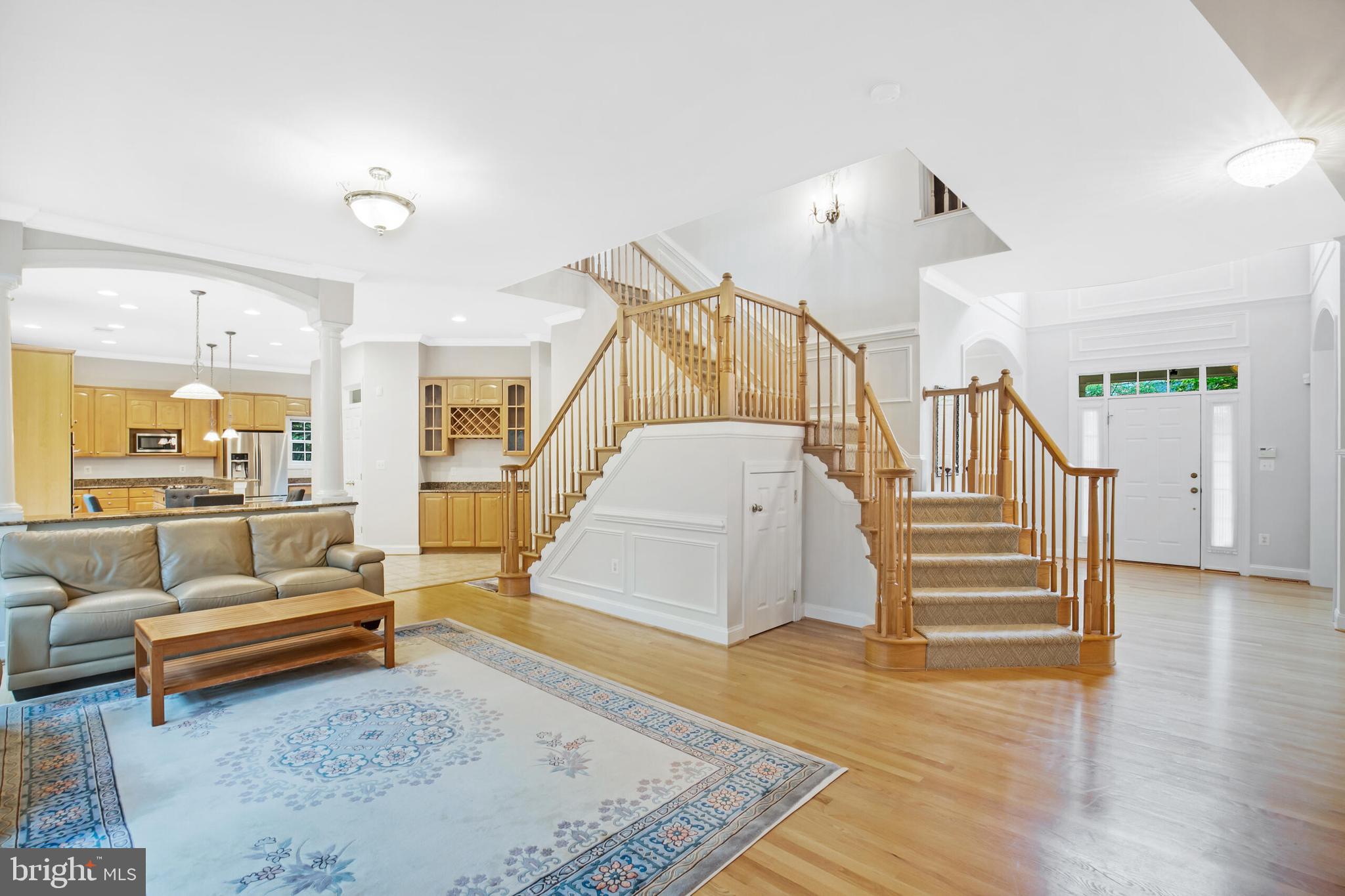 DUNN LORING - Residential