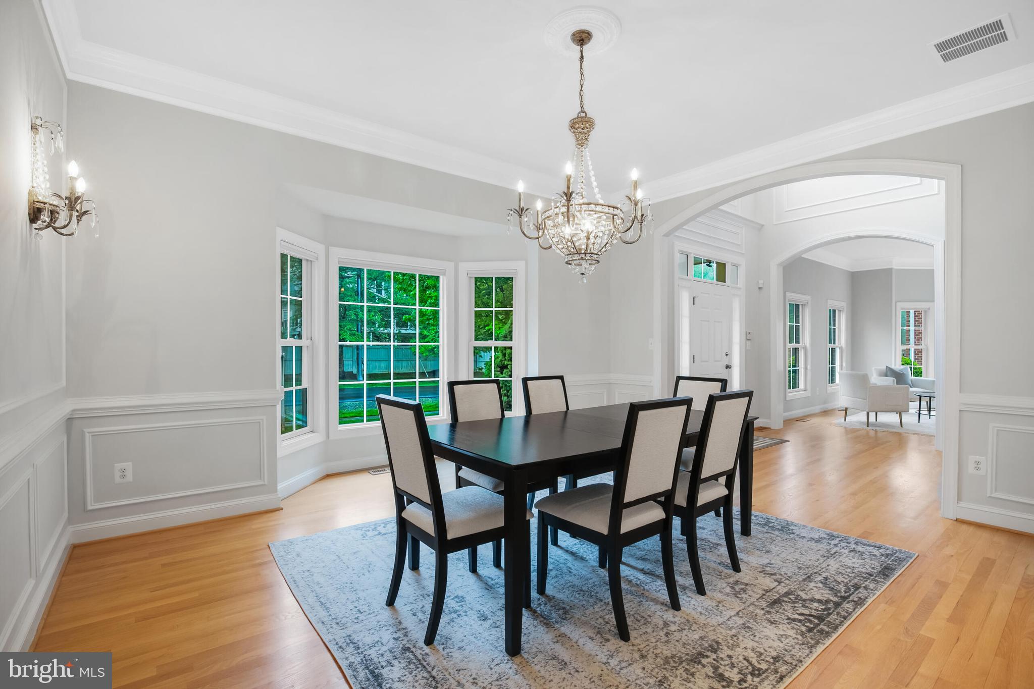 DUNN LORING - Residential