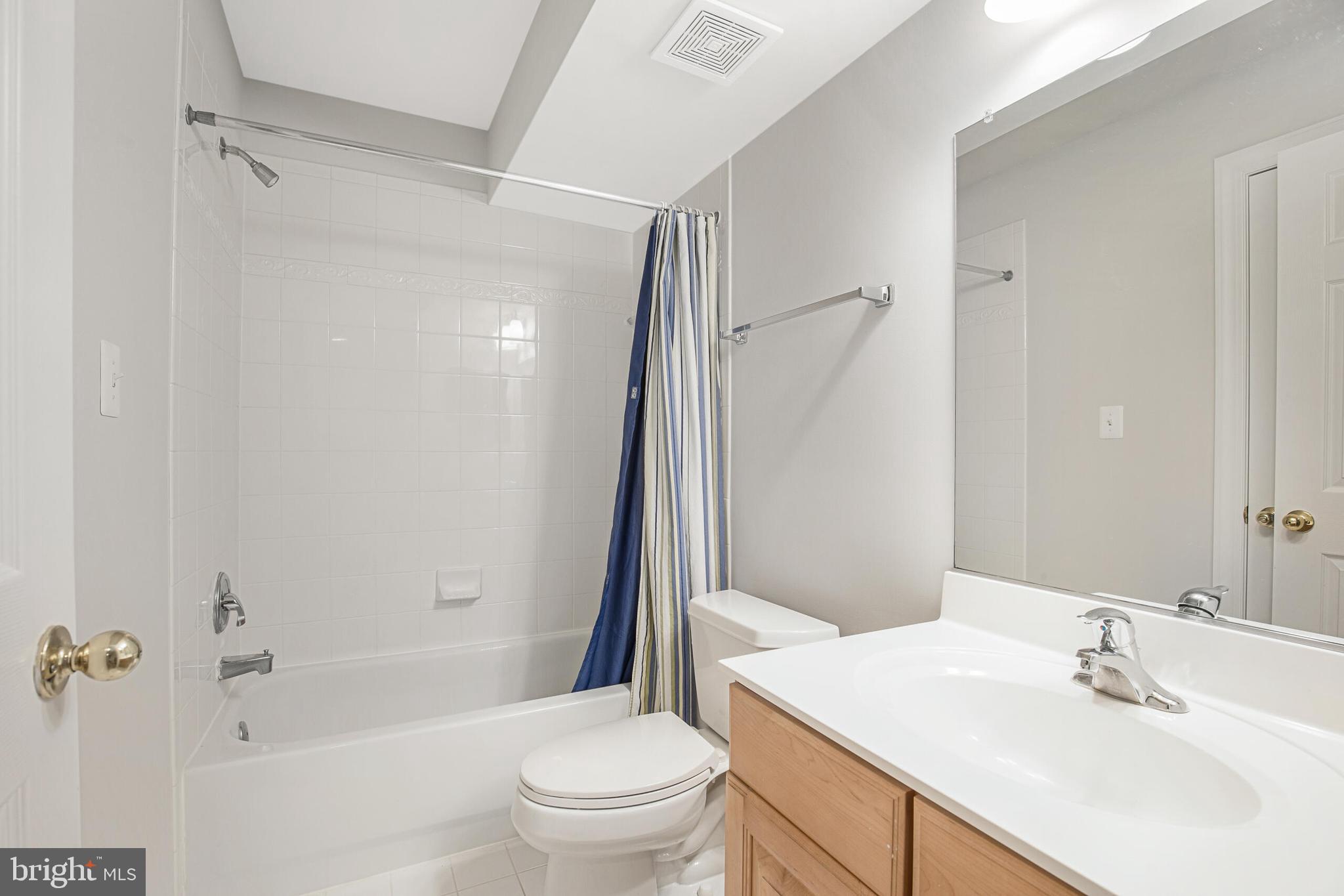 DUNN LORING - Residential