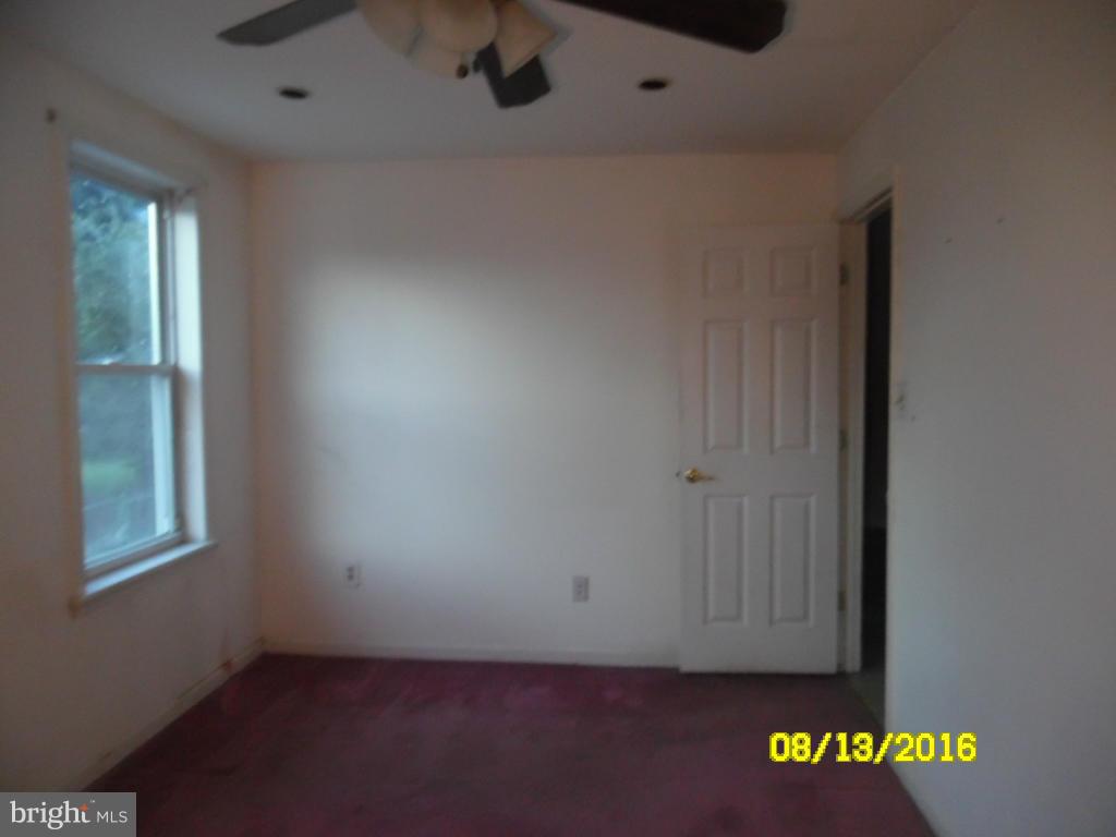 FAIRLAWN - Residential