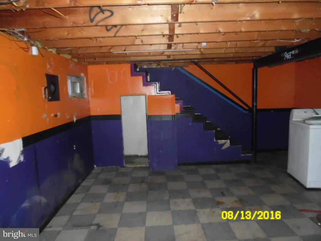 FAIRLAWN - Residential