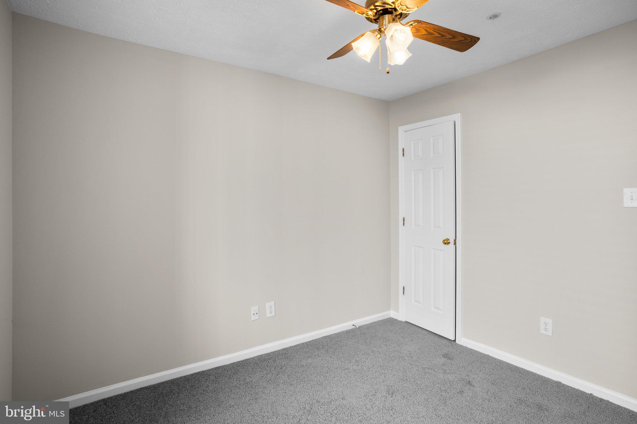 ELKRIDGE TOWN CENTER - Residential