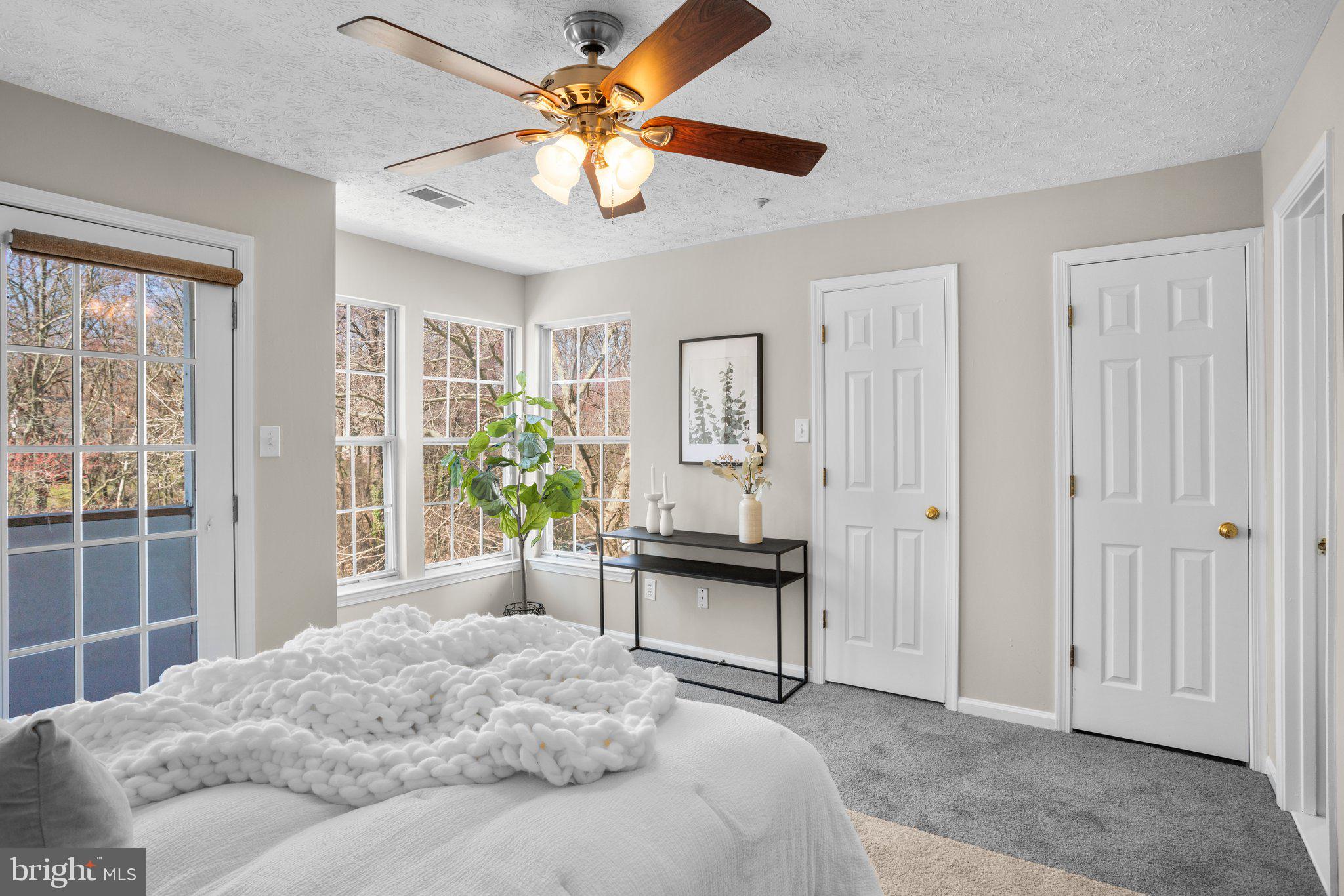 ELKRIDGE TOWN CENTER - Residential