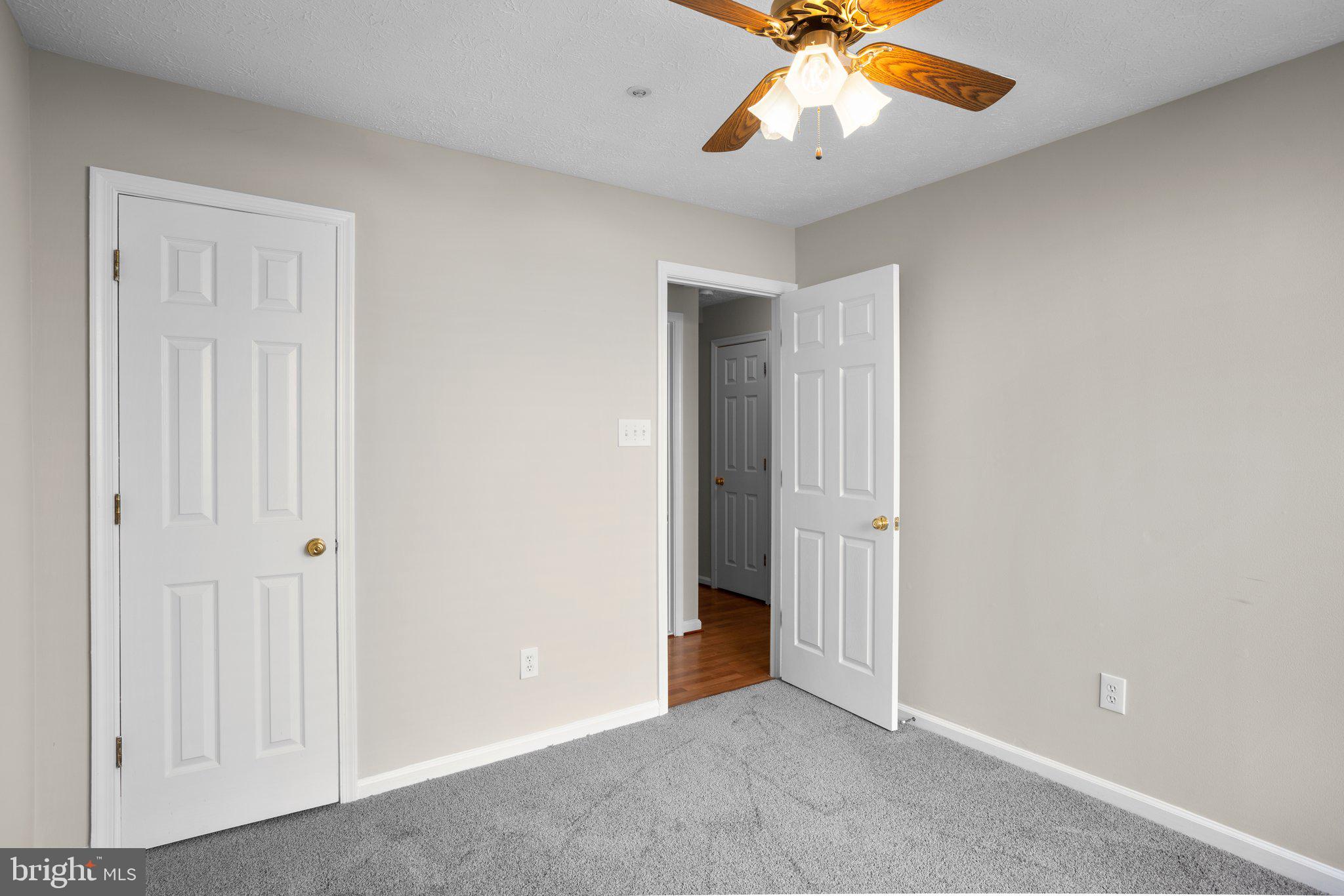 ELKRIDGE TOWN CENTER - Residential