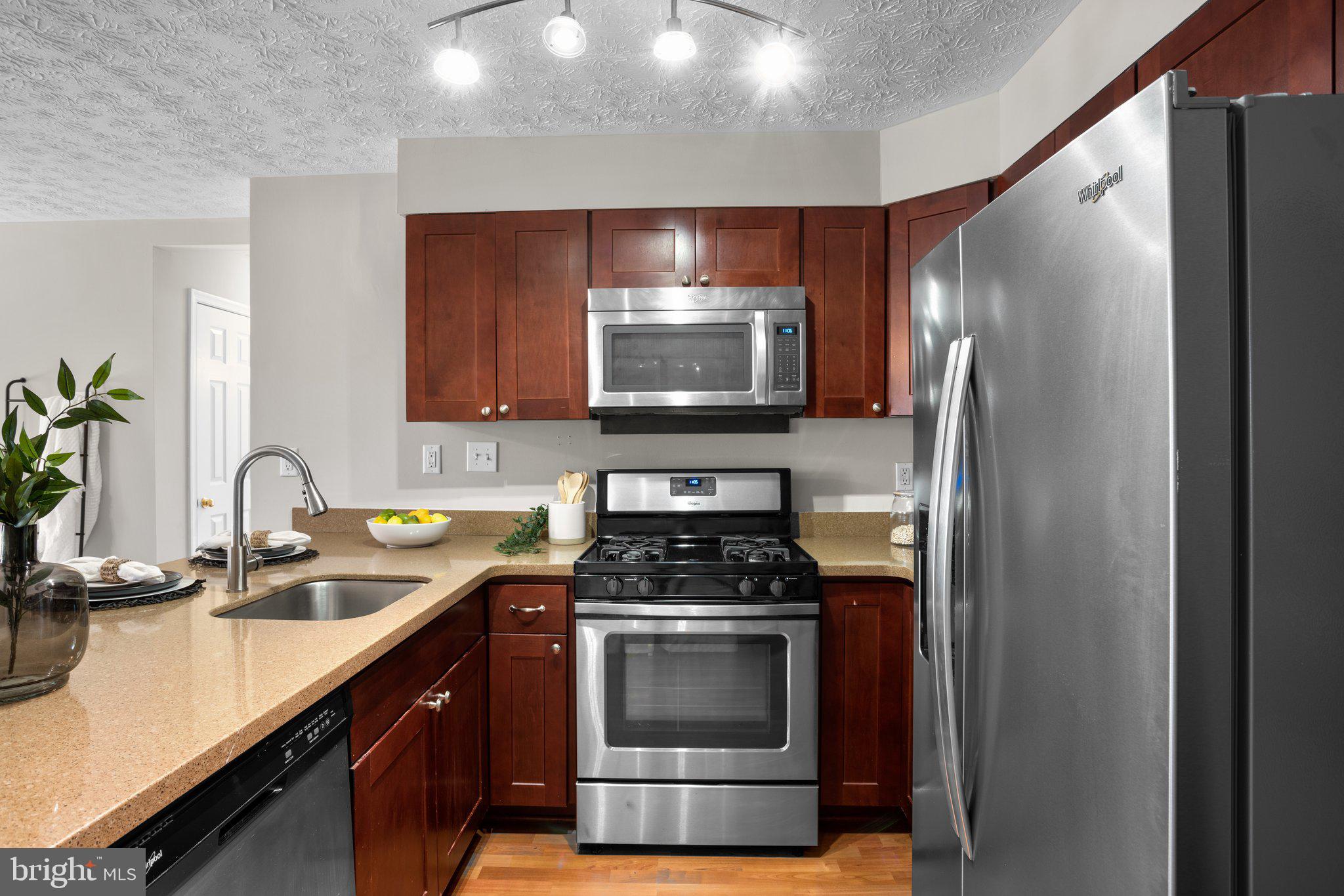 ELKRIDGE TOWN CENTER - Residential