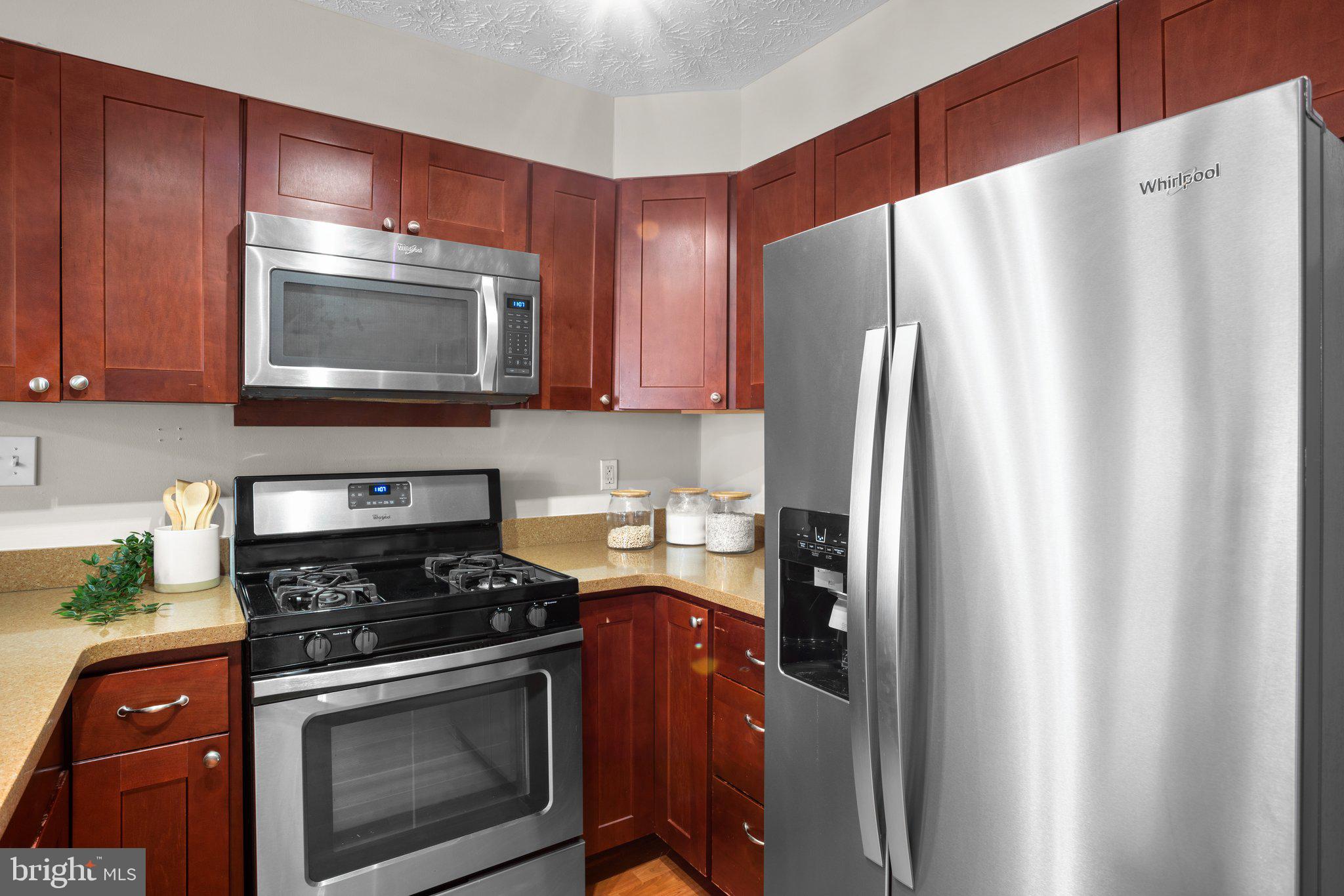 ELKRIDGE TOWN CENTER - Residential