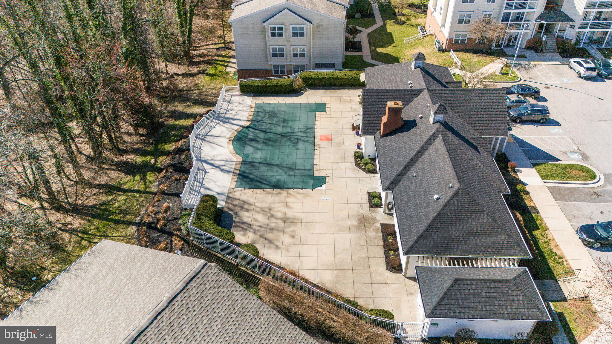 ELKRIDGE TOWN CENTER - Residential