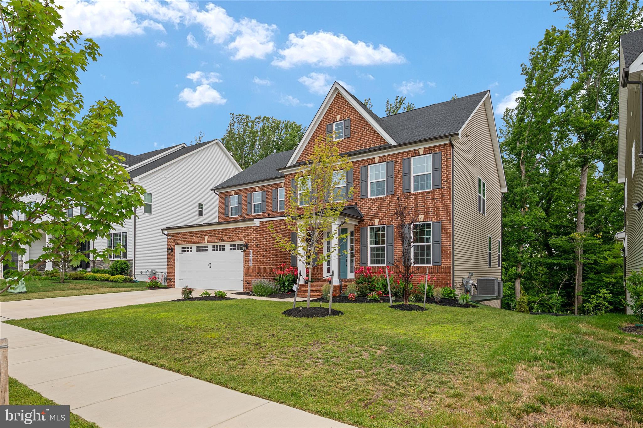 15628 TWIN RIVER CIR