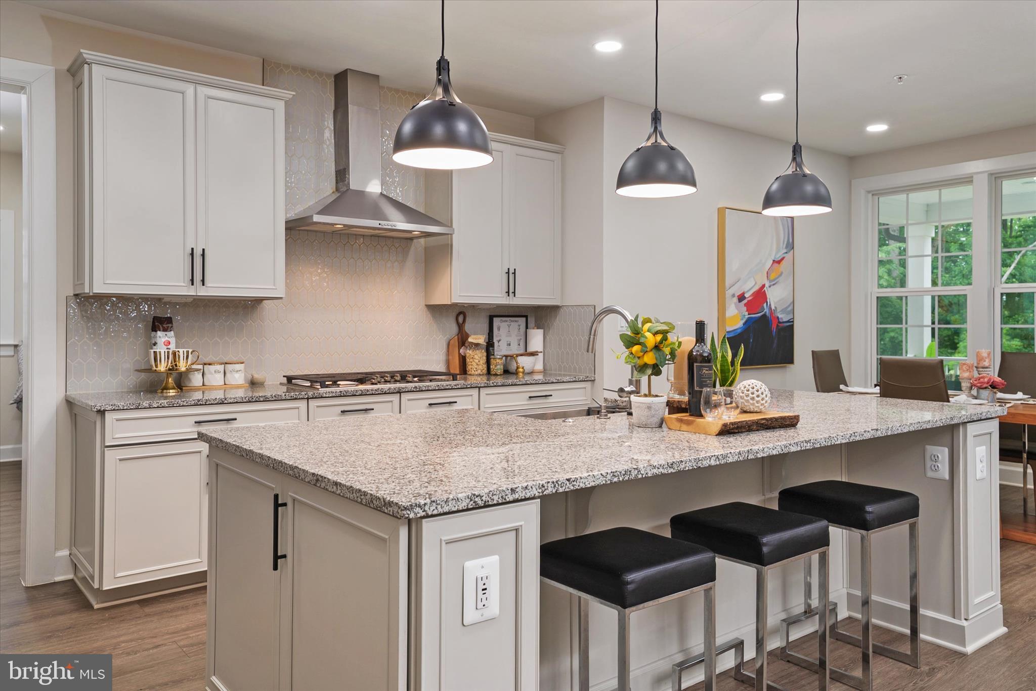 15628 TWIN RIVER CIR