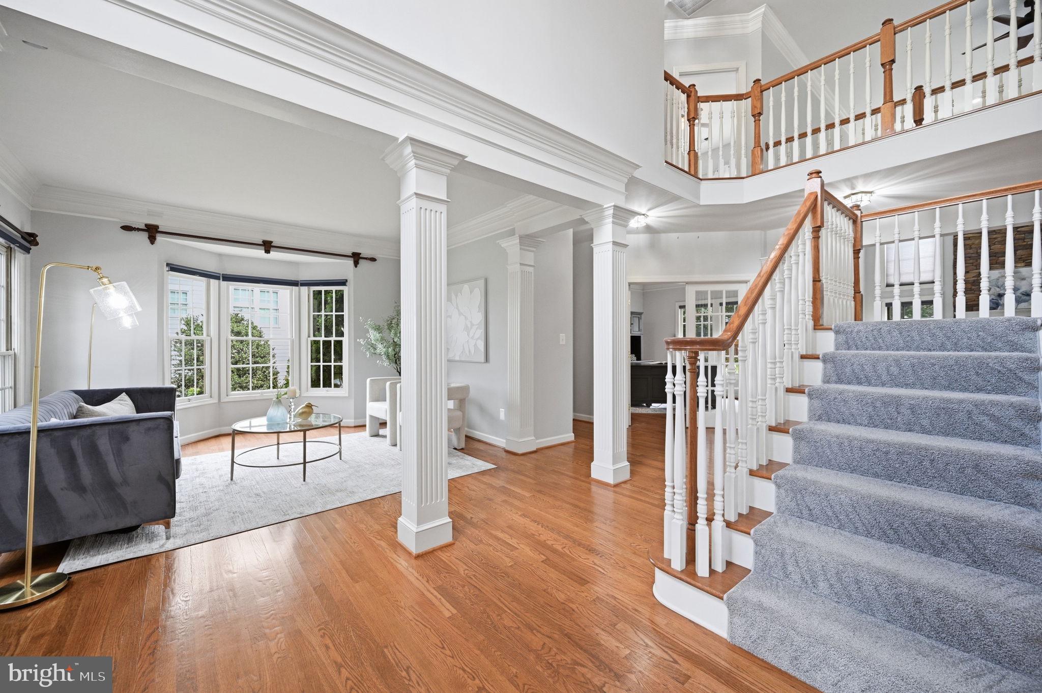 42831 DELPHINIUM CIRCLE