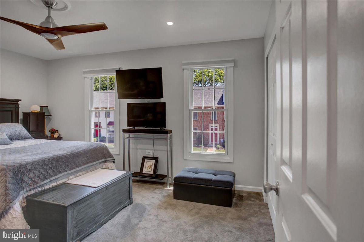 DELANCEY COURT - Residential