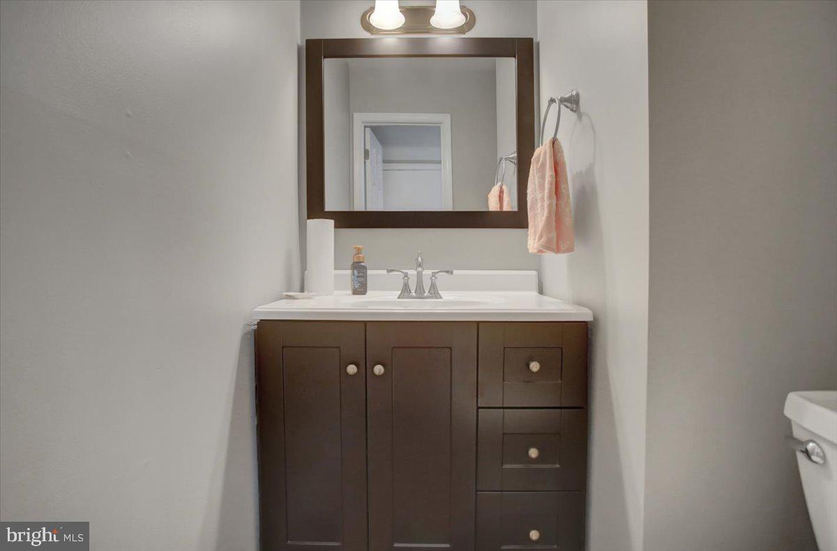 DELANCEY COURT - Residential