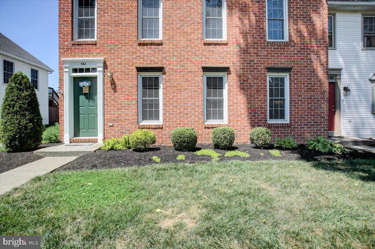 DELANCEY COURT - Residential