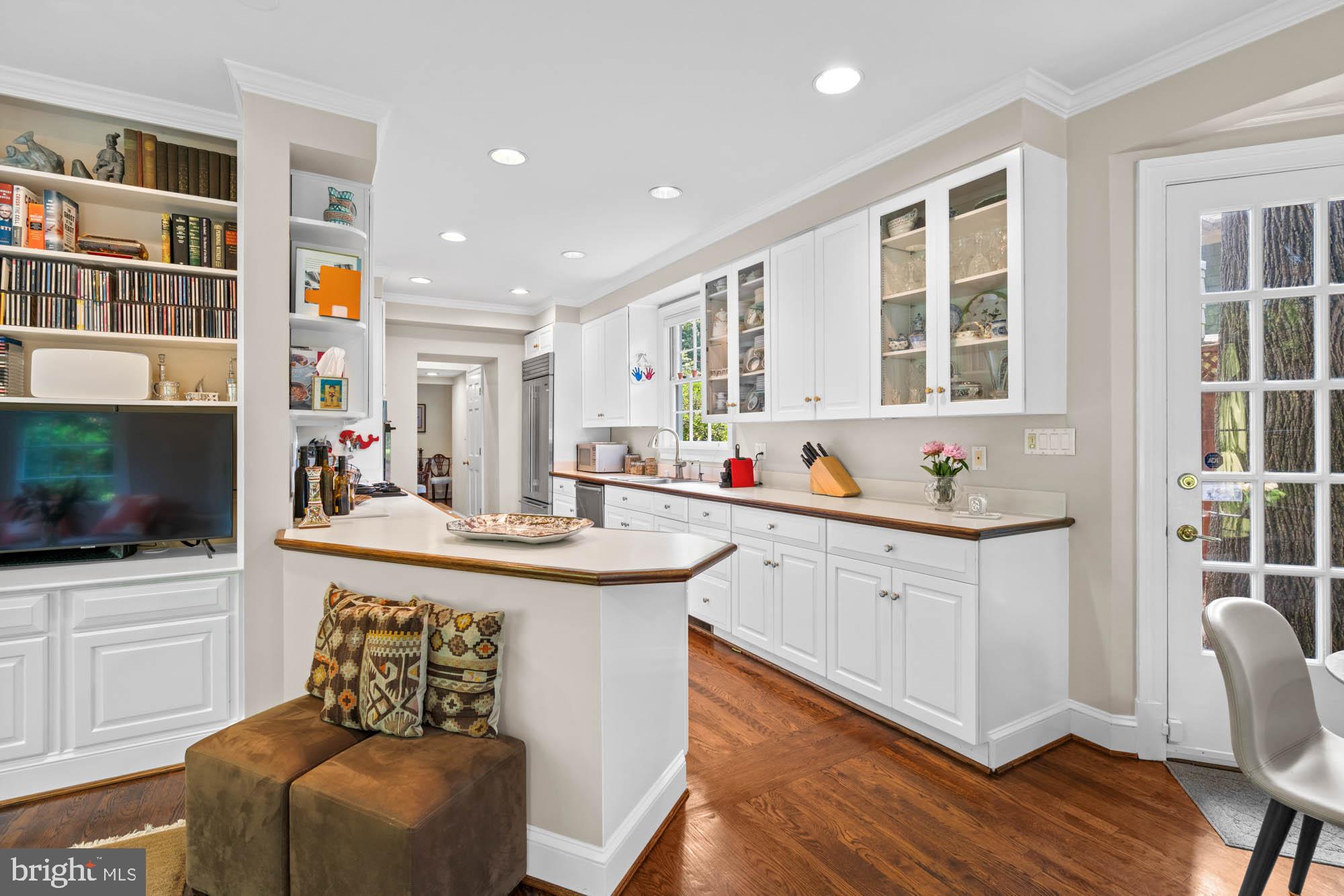 WESLEY HEIGHTS - Residential