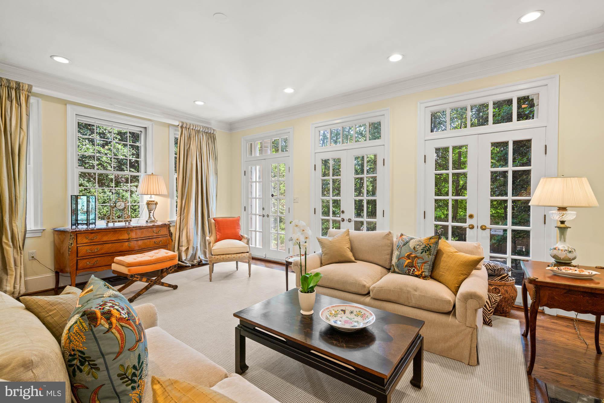 WESLEY HEIGHTS - Residential