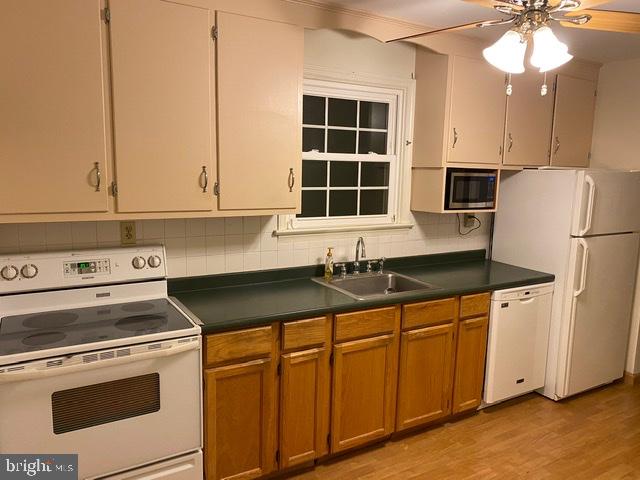 YORK - Residential Lease