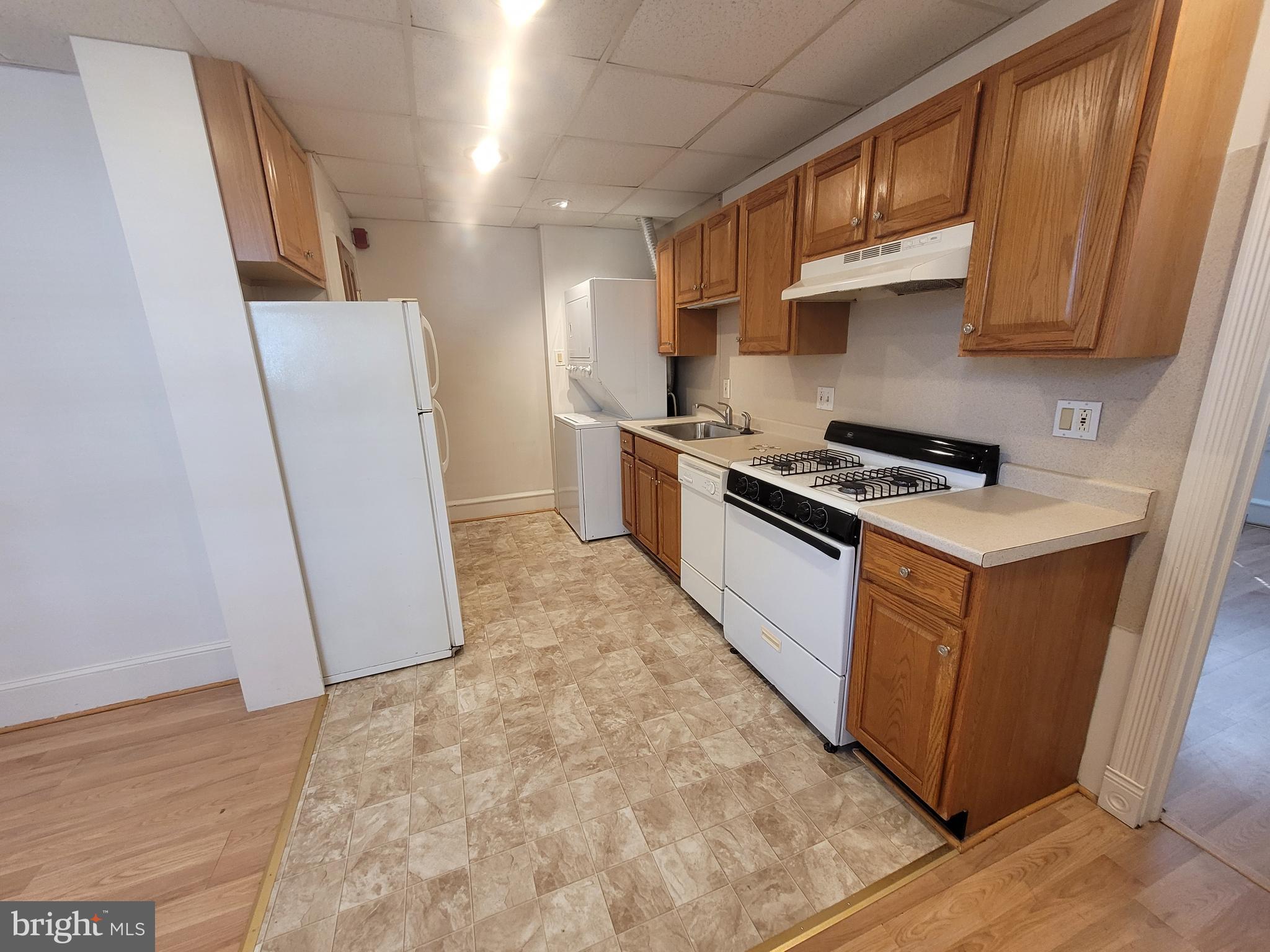 ROXBOROUGH - Residential Lease