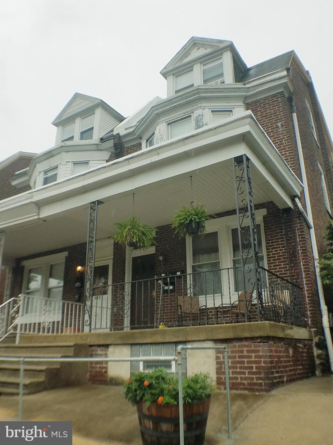 ROXBOROUGH - Residential Lease