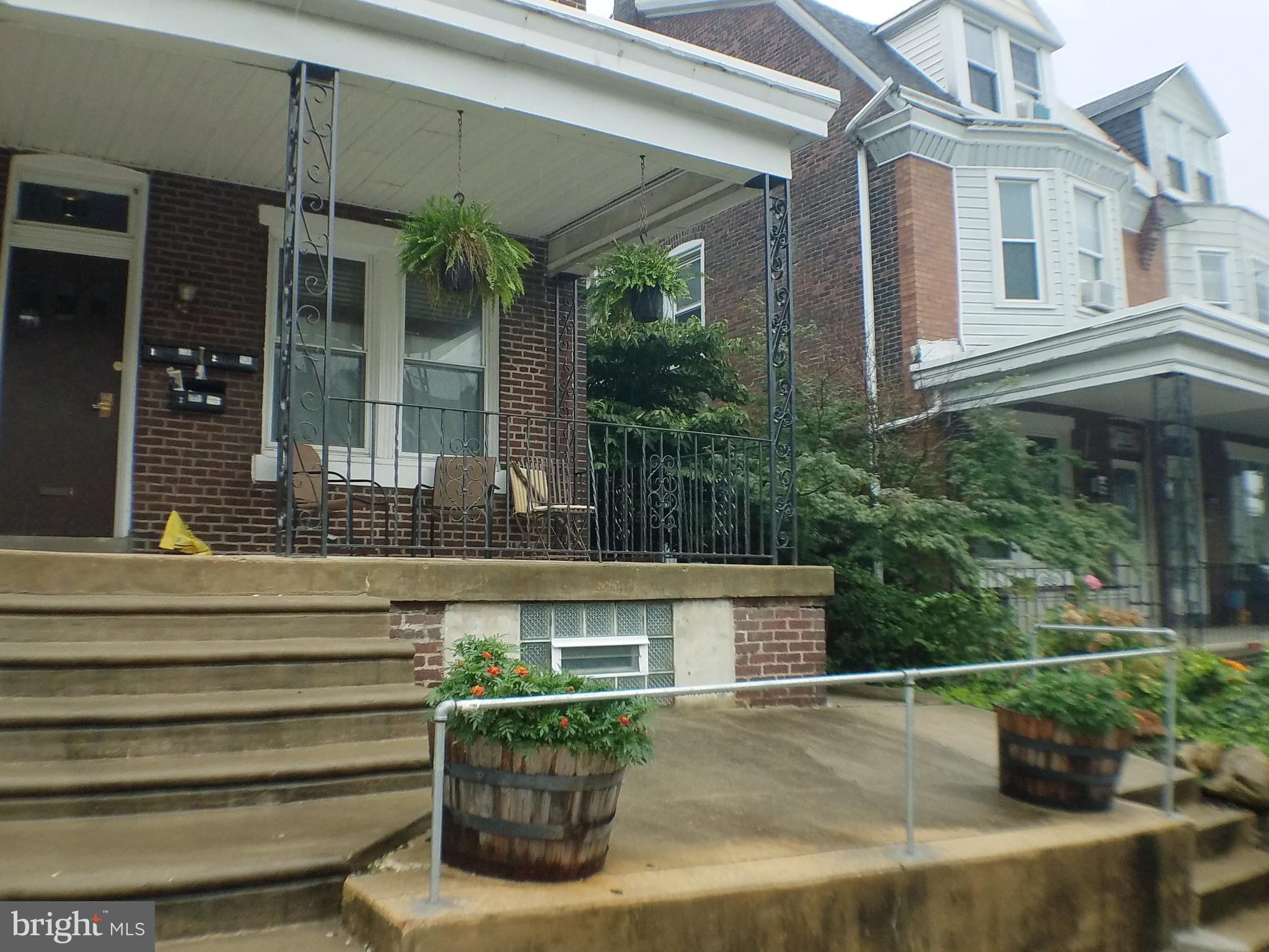 ROXBOROUGH - Residential Lease