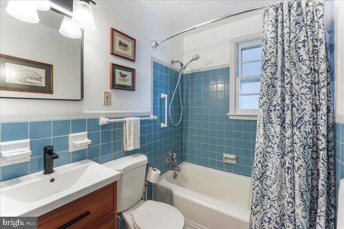 TELEGRAPH ROAD - Residential