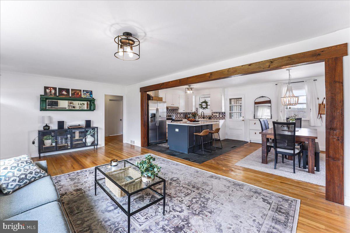 TELEGRAPH ROAD - Residential