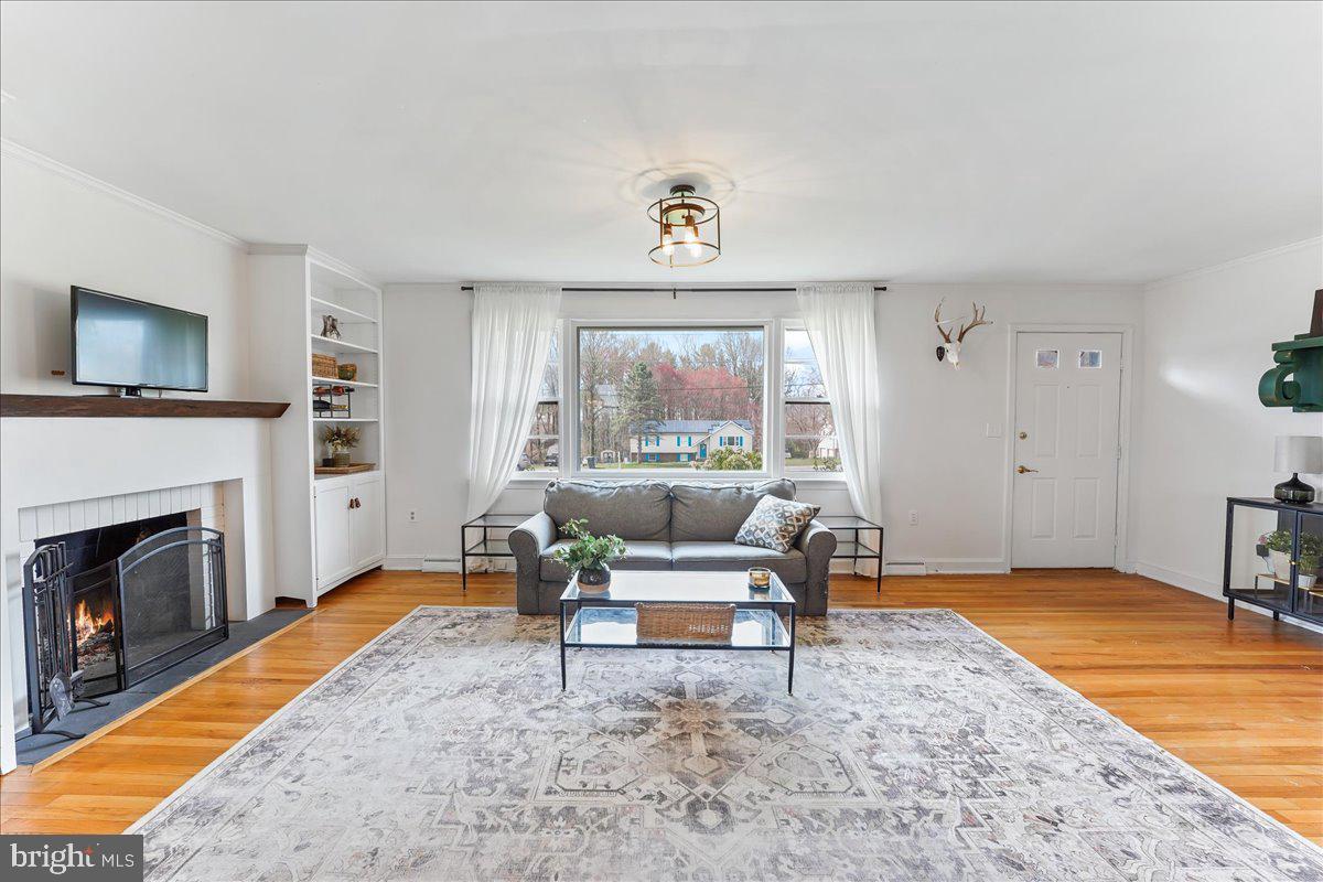 TELEGRAPH ROAD - Residential