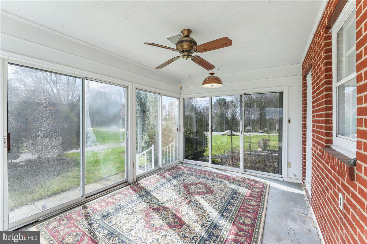 TELEGRAPH ROAD - Residential