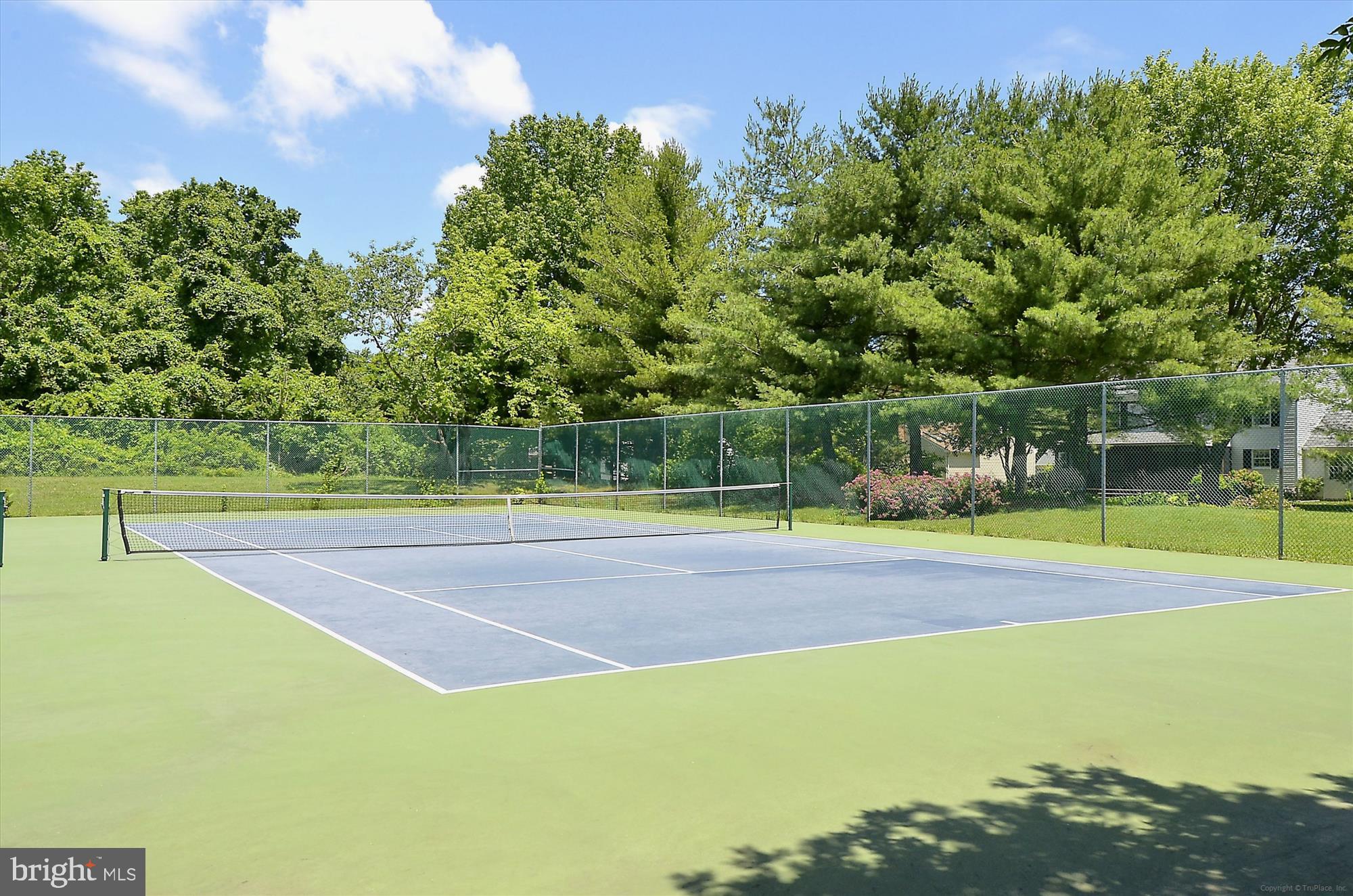 HUNT MEADOW - Residential