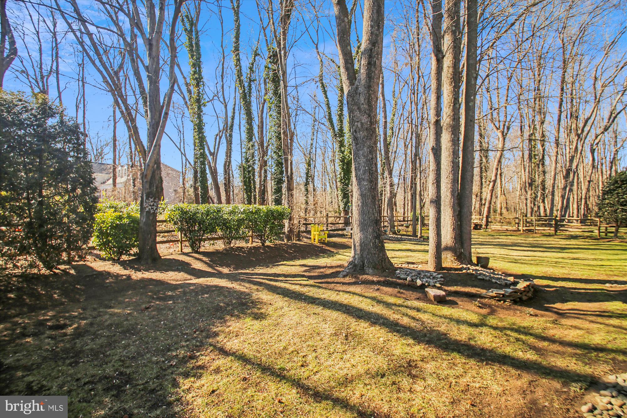 HUNT MEADOW - Residential