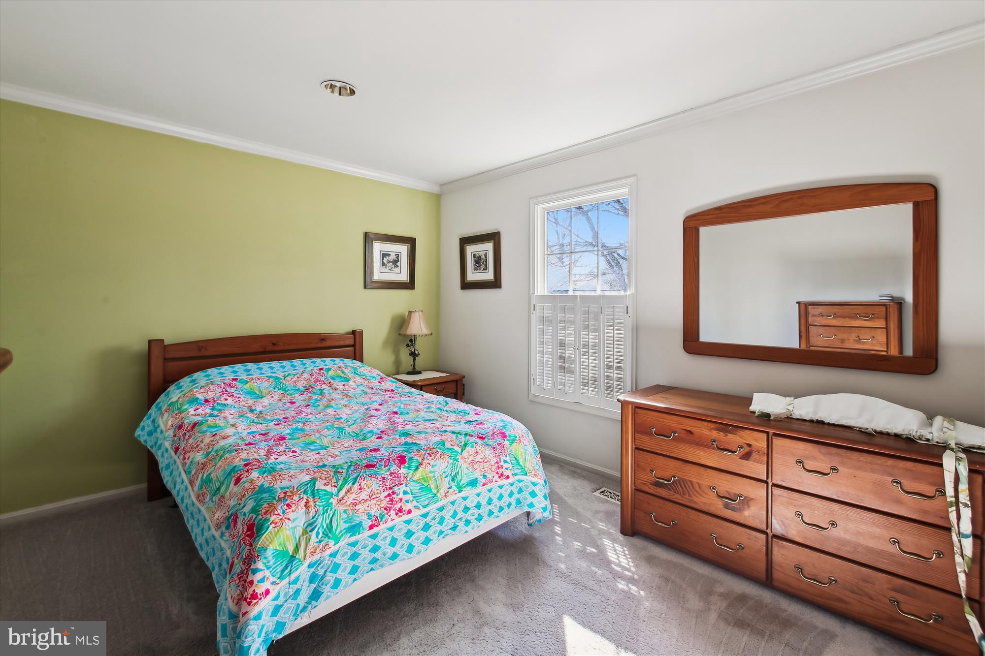 HUNT MEADOW - Residential