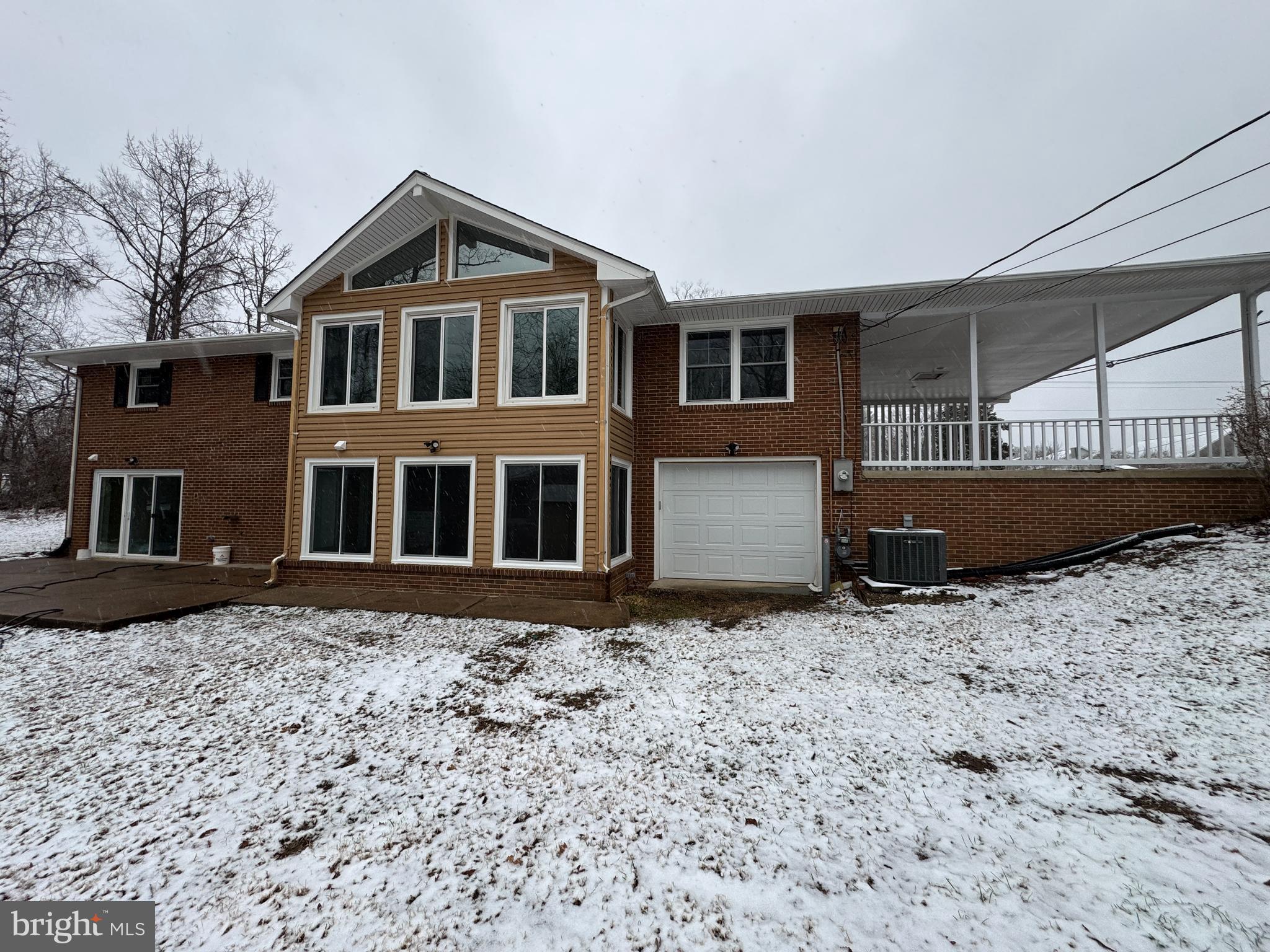 1808 LAFAYETTE BOULEVARD