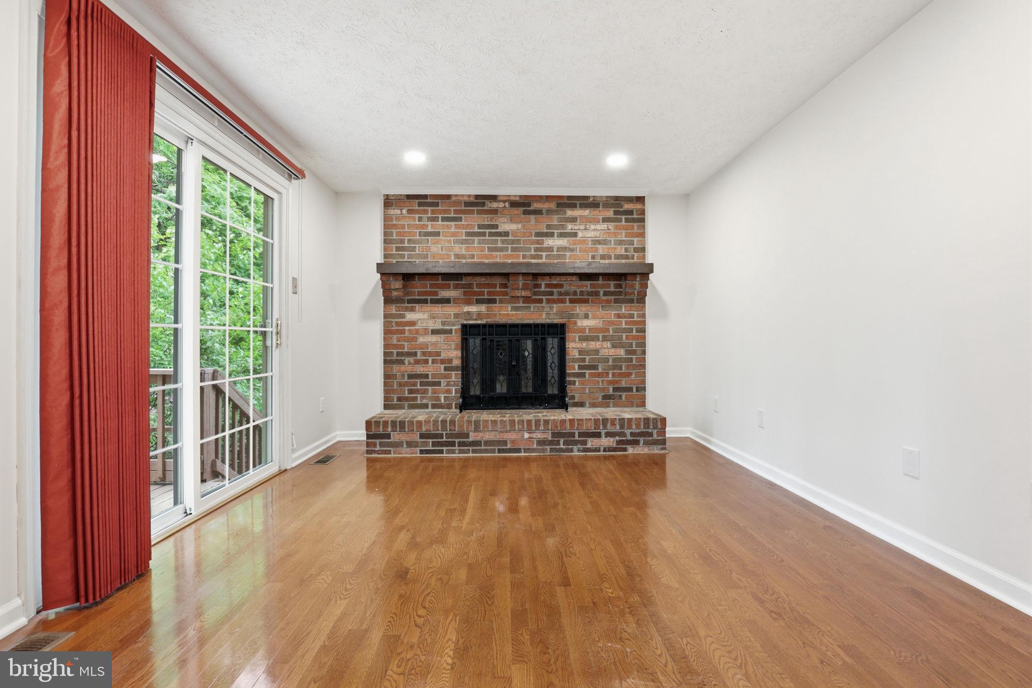 PLEASANT VALLEY - Residential