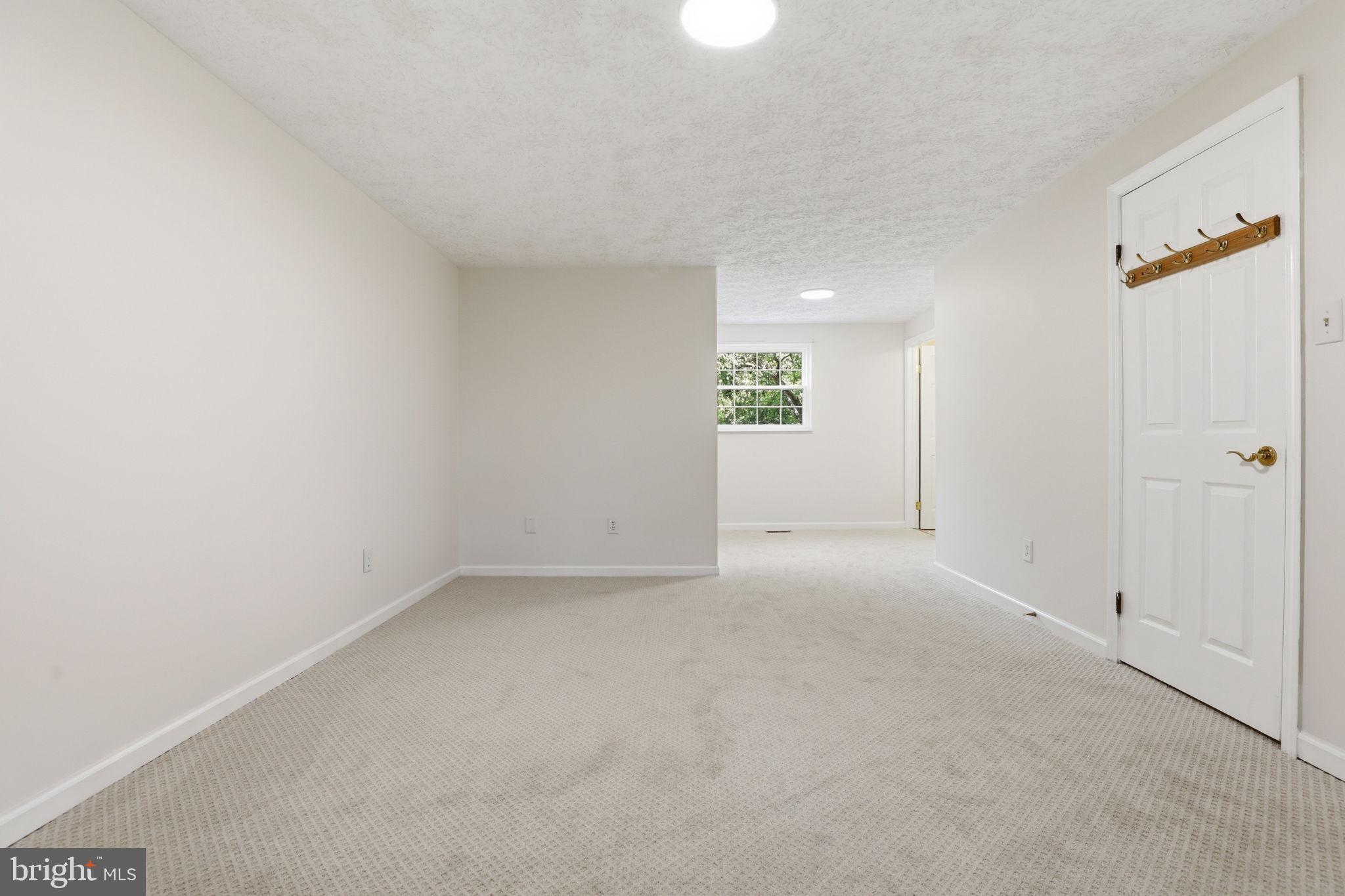 PLEASANT VALLEY - Residential