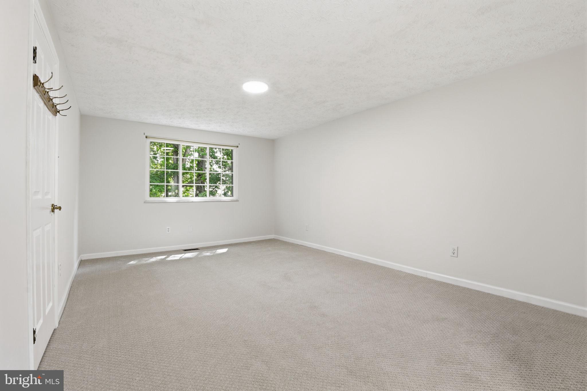 PLEASANT VALLEY - Residential