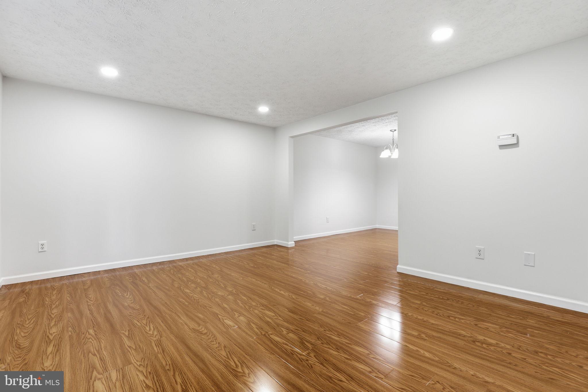 PLEASANT VALLEY - Residential