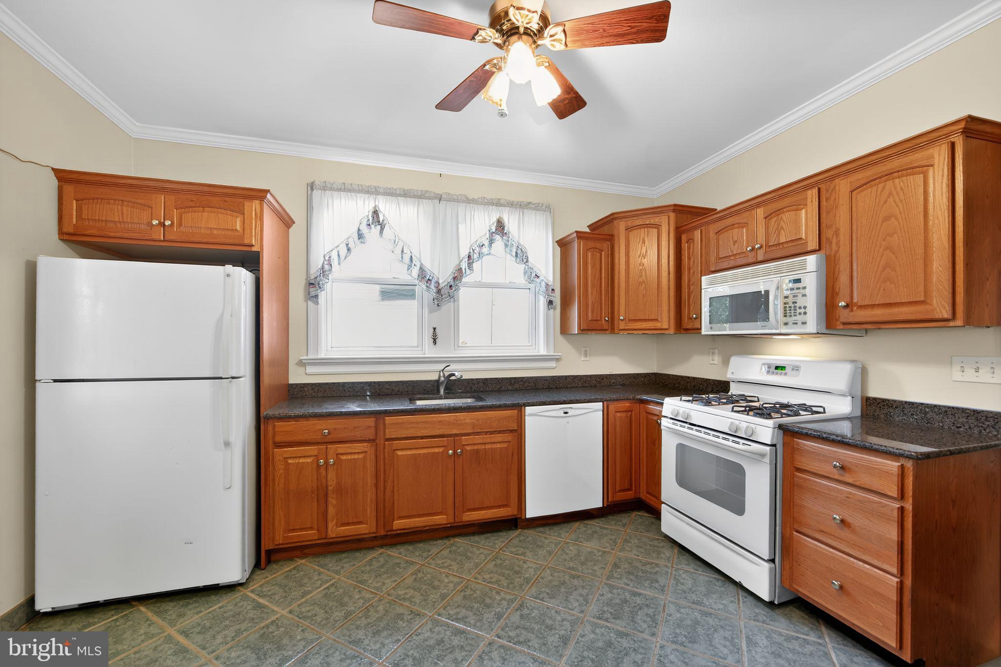 CONSHOHOCKEN - Residential