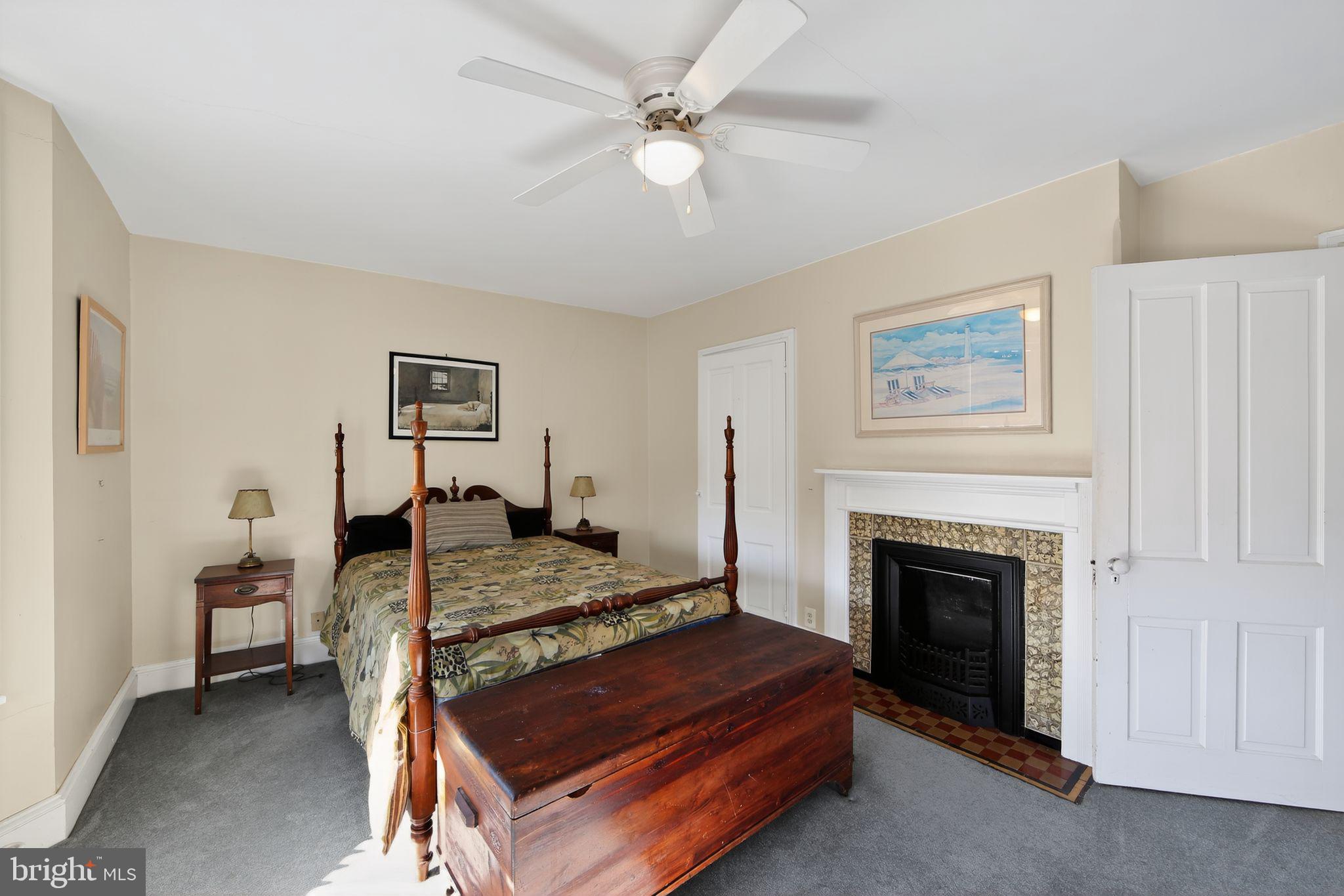 CONSHOHOCKEN - Residential