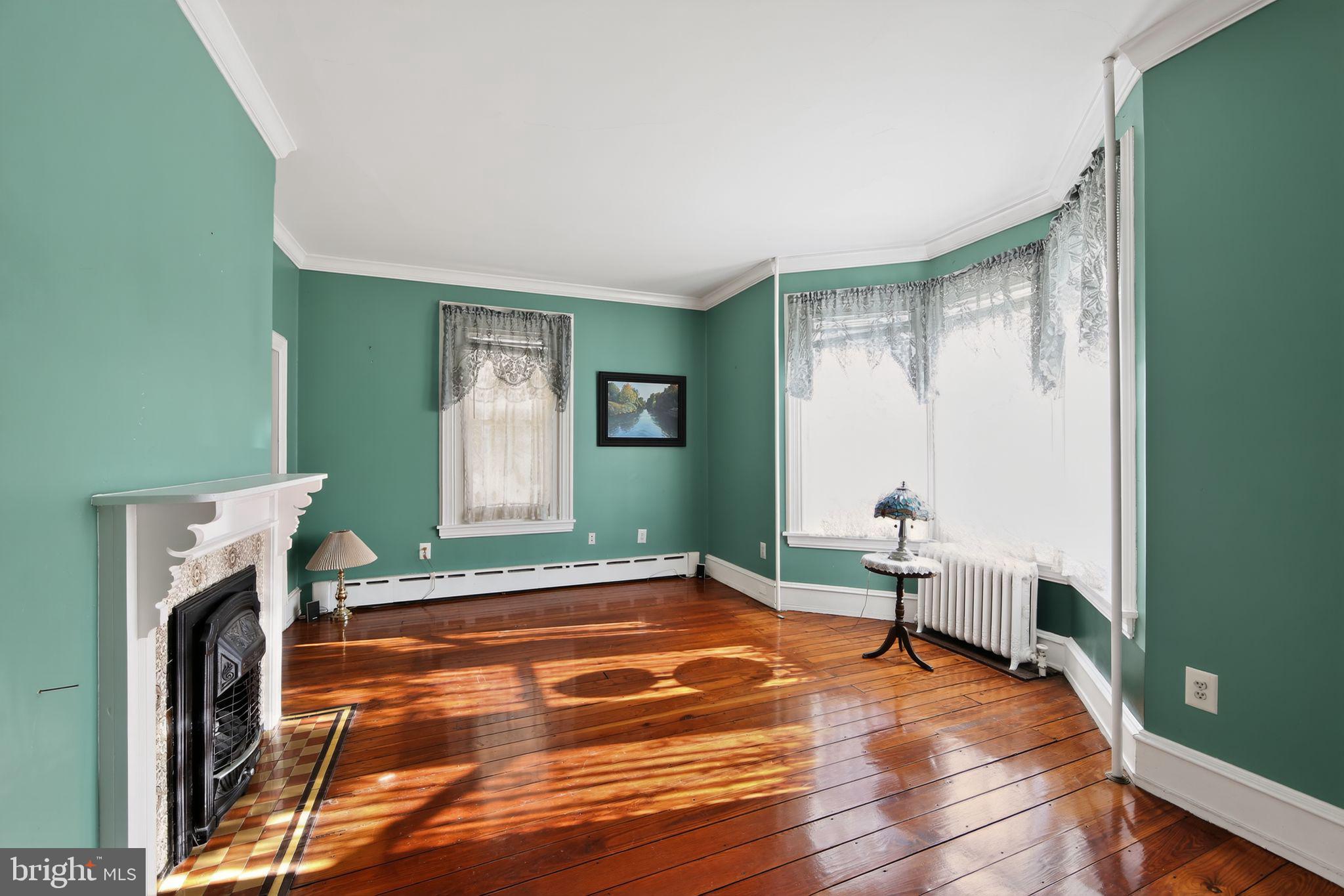 CONSHOHOCKEN - Residential