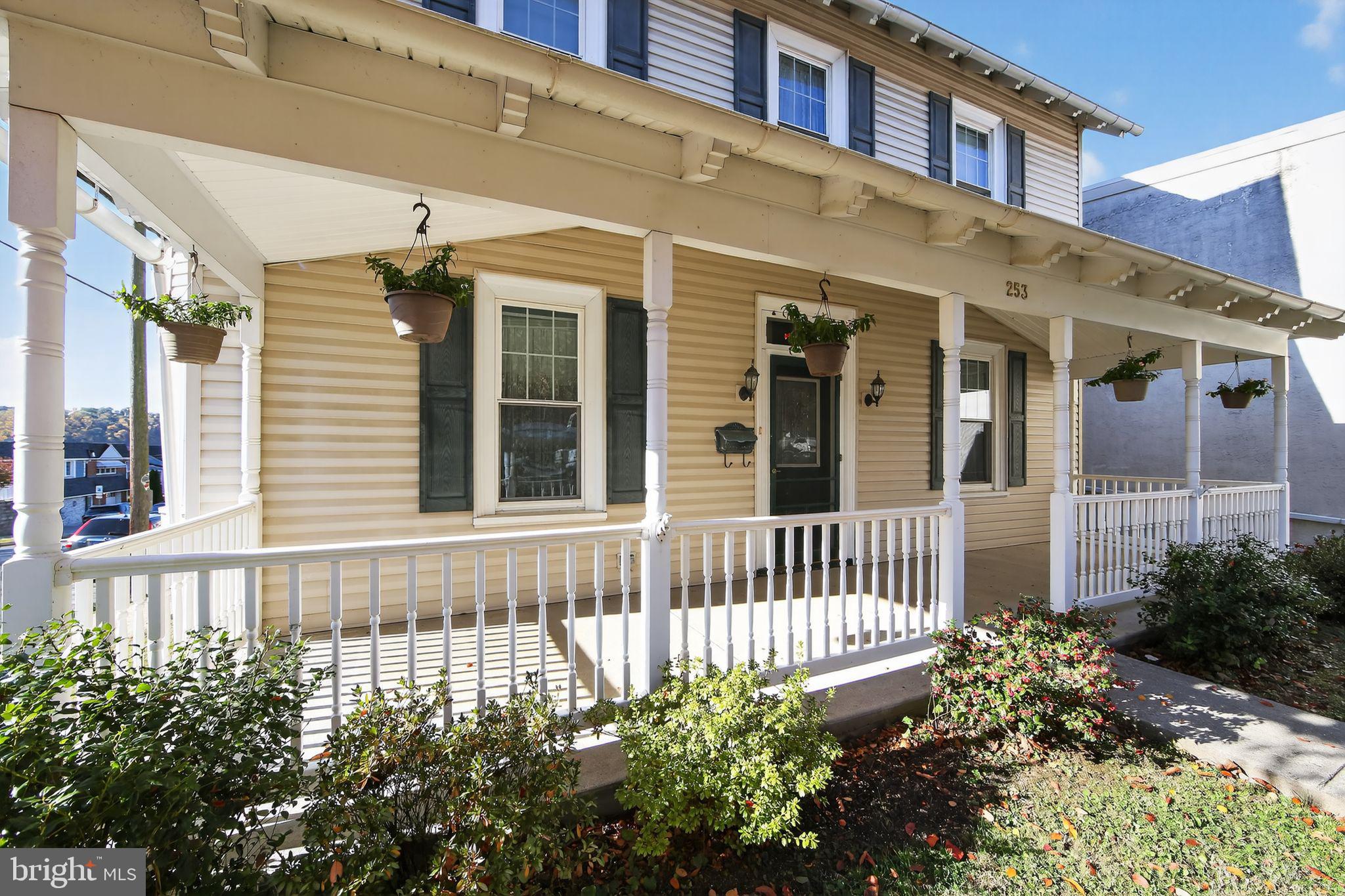 CONSHOHOCKEN - Residential